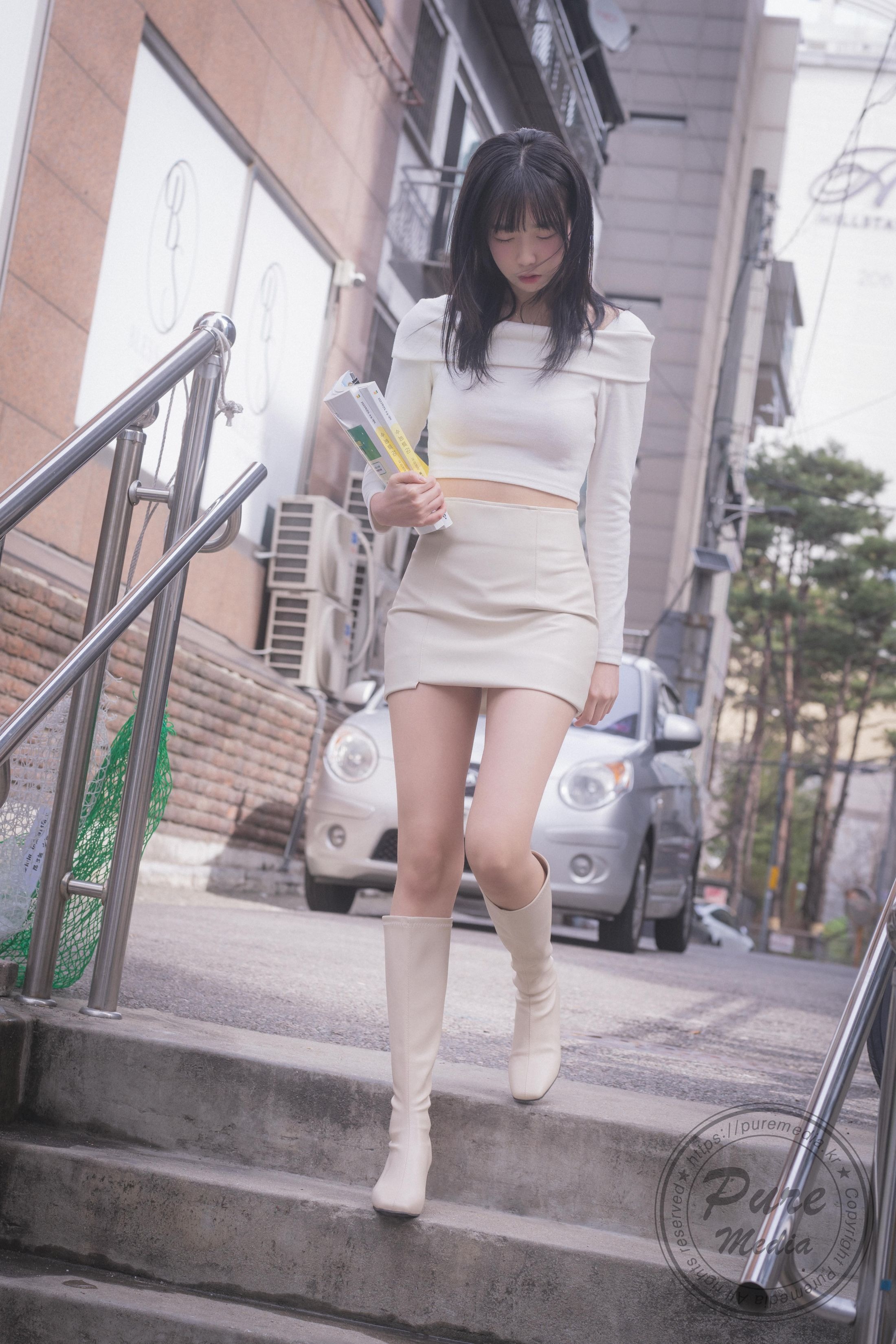 Pure Media] Vol.279 希娜 - 秘密輔導與蕩婦女孩 190P