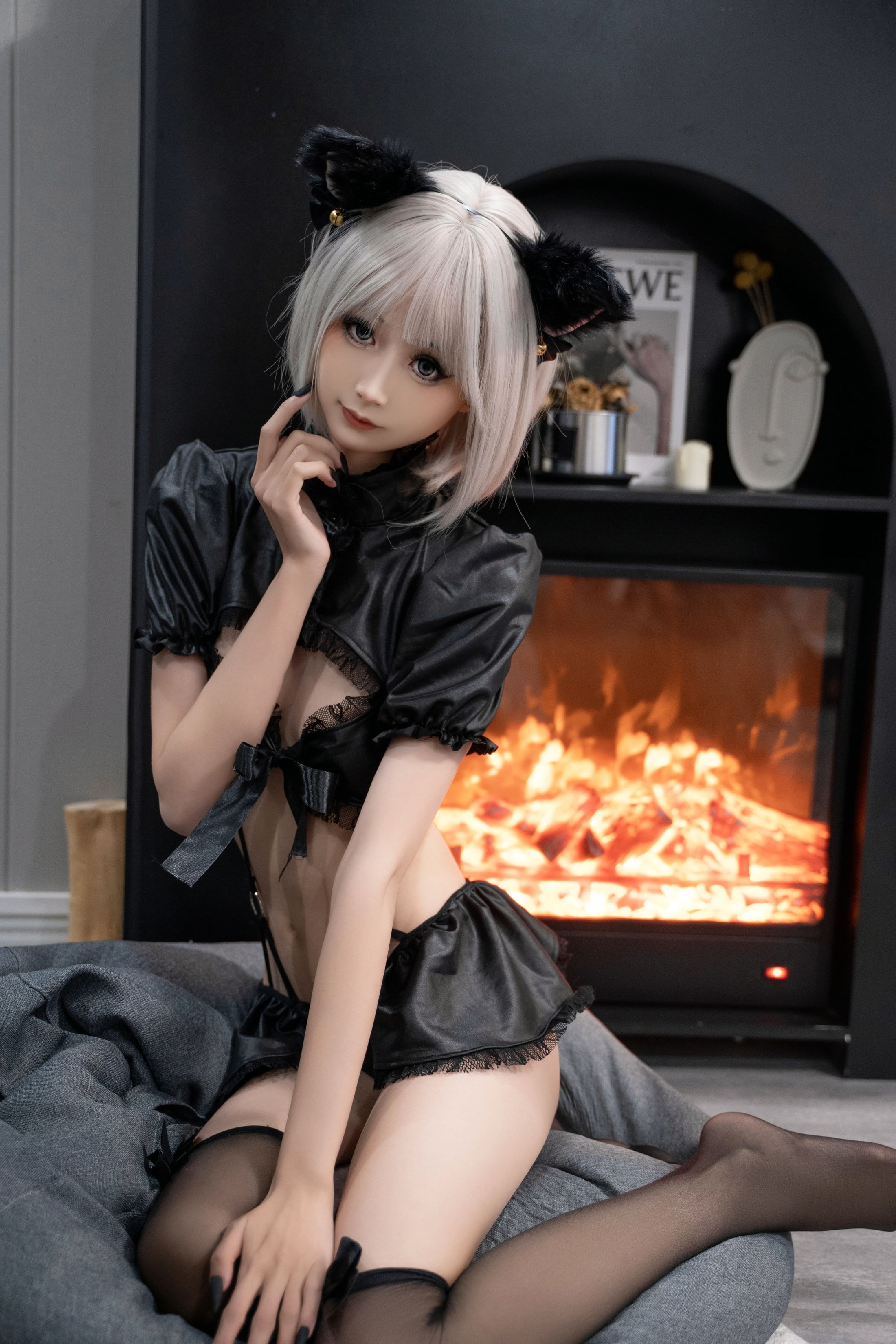 Goldfish kinngyo - The Lost Black Cat 76P