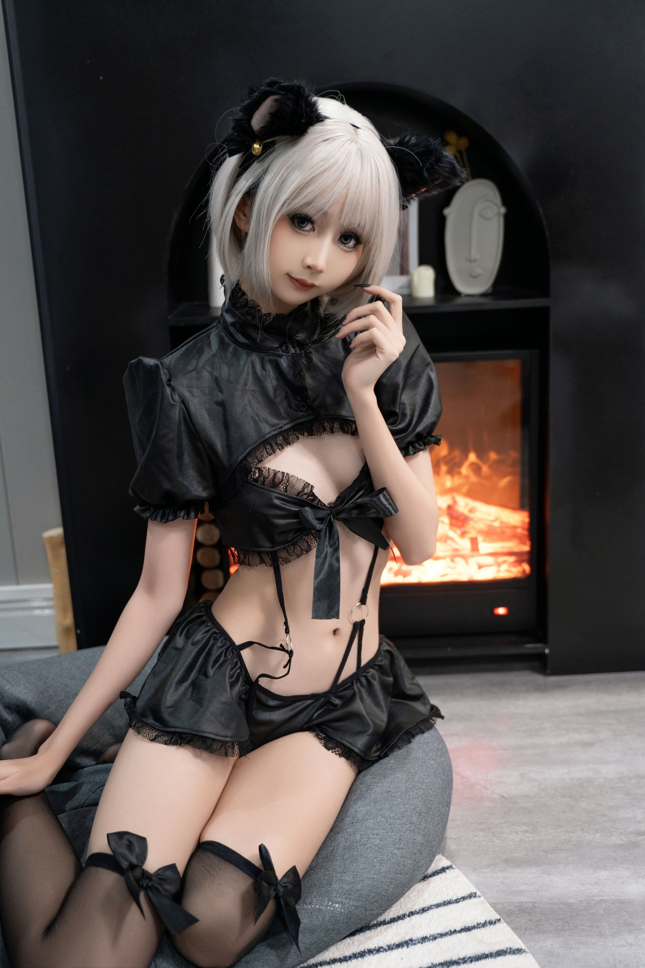 Goldfish kinngyo - The Lost Black Cat 76P