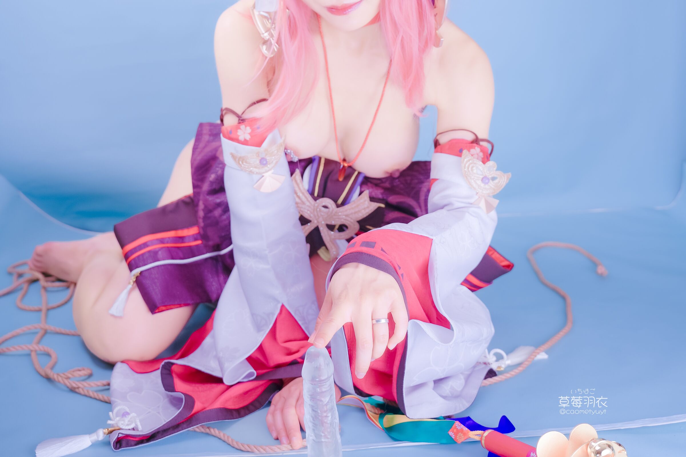 Strawberry Feather Robe] Fox-Colored Spinning Top Recitation Banquet