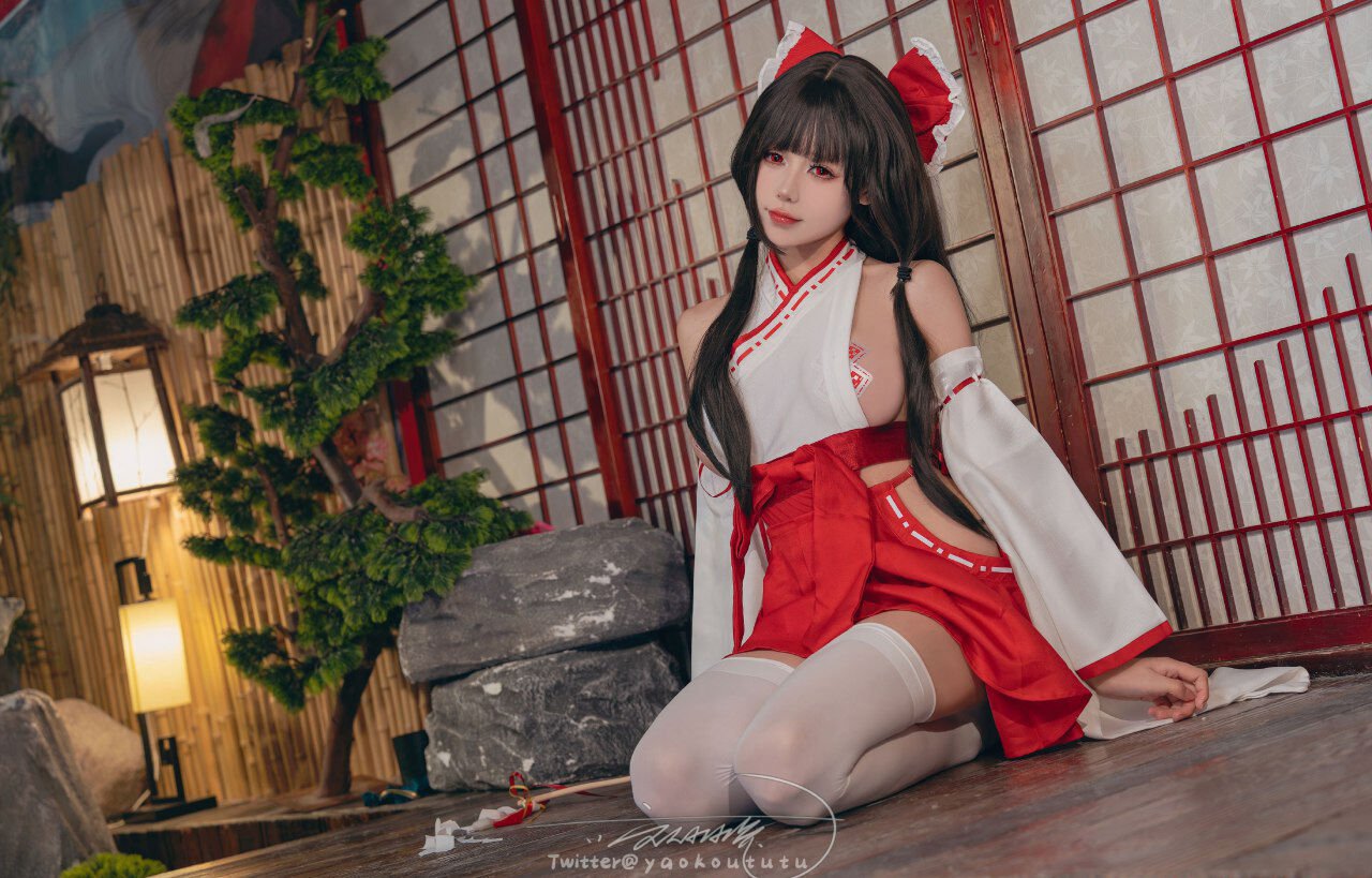 咬一口兔娘 - 狐之灵梦