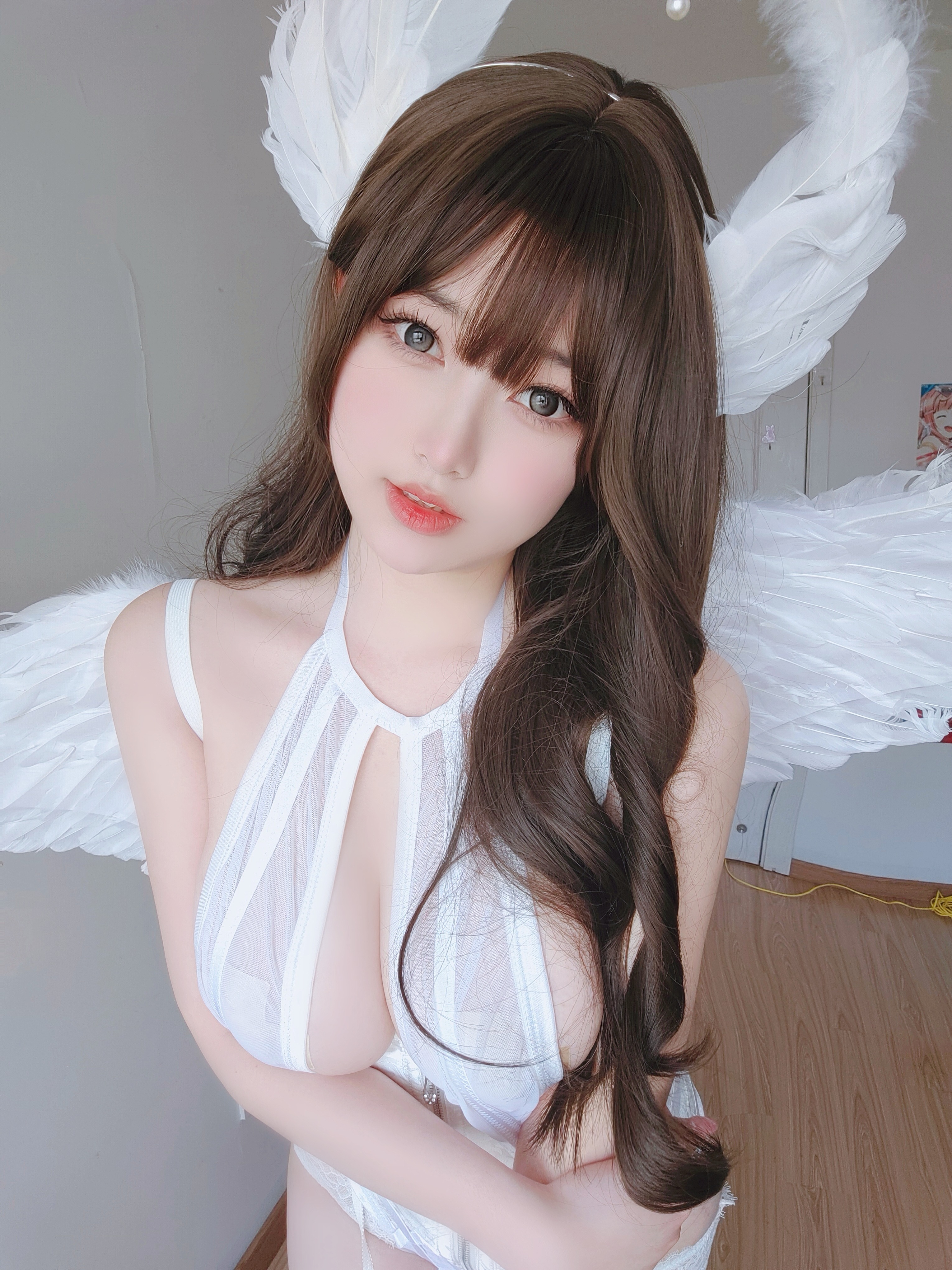 女主K 工口天使