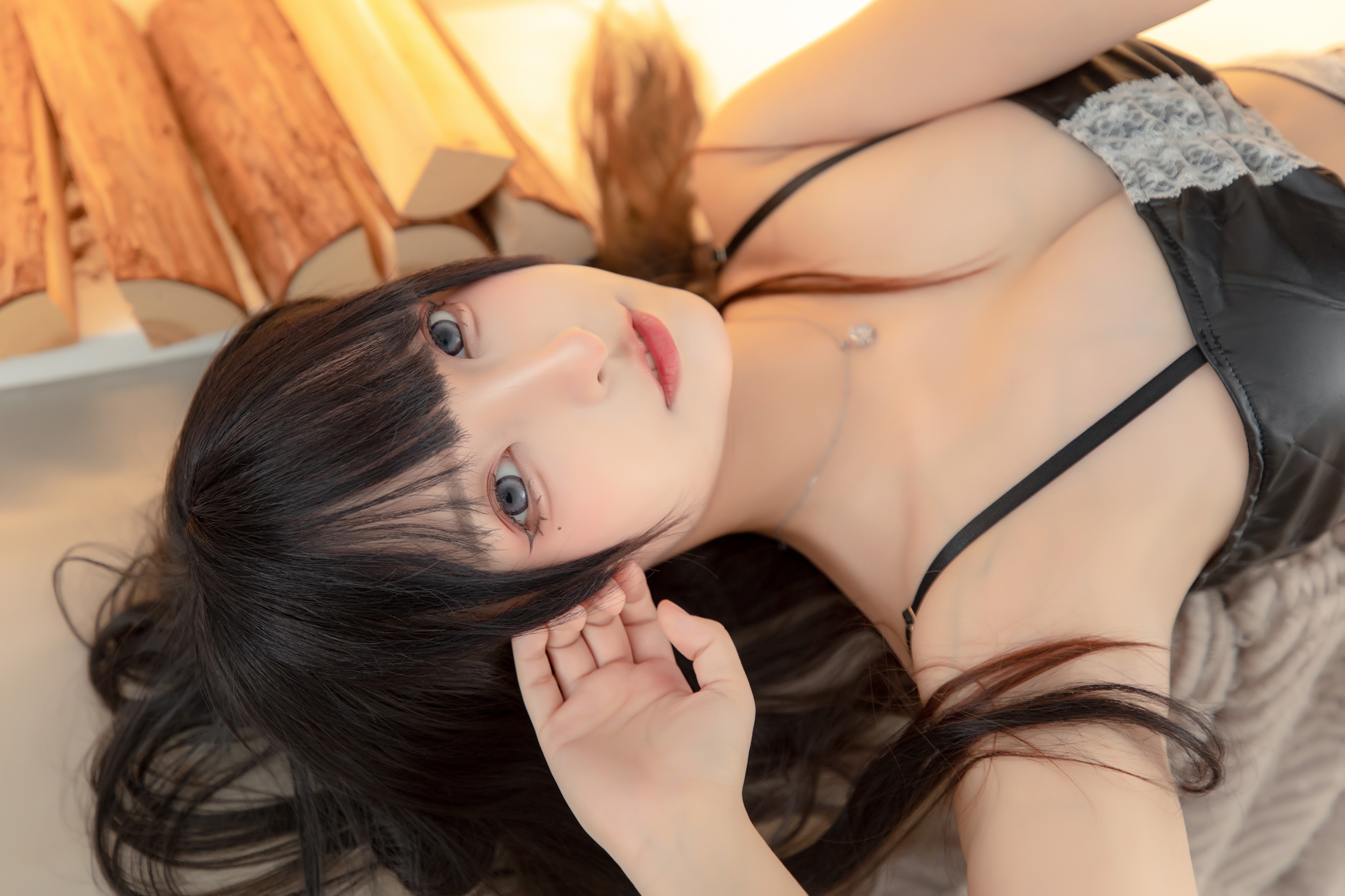 神楽坂真冬 秋日暖屋 75P
