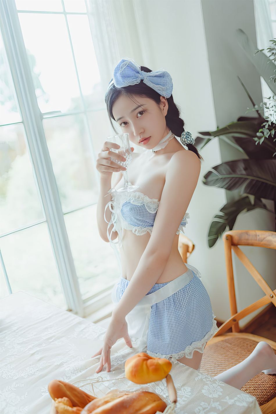 年年 廚娘