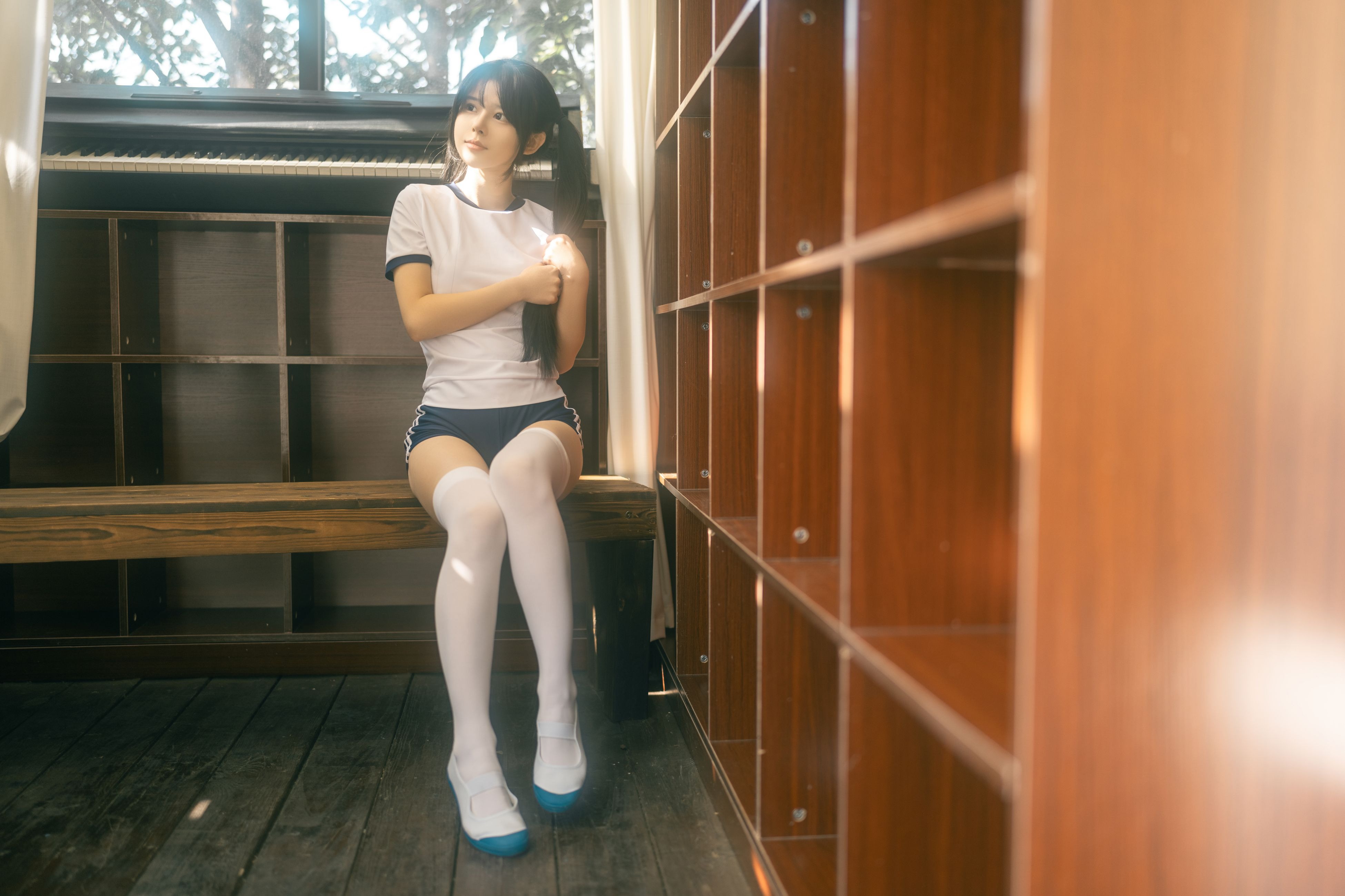 รูอา หร่วนหร่วน ห้องเปลี่ยนเสื้อผ้าฤดูใบไม้ผลิ - ชุดยิมนาสติก [47P-469MB
