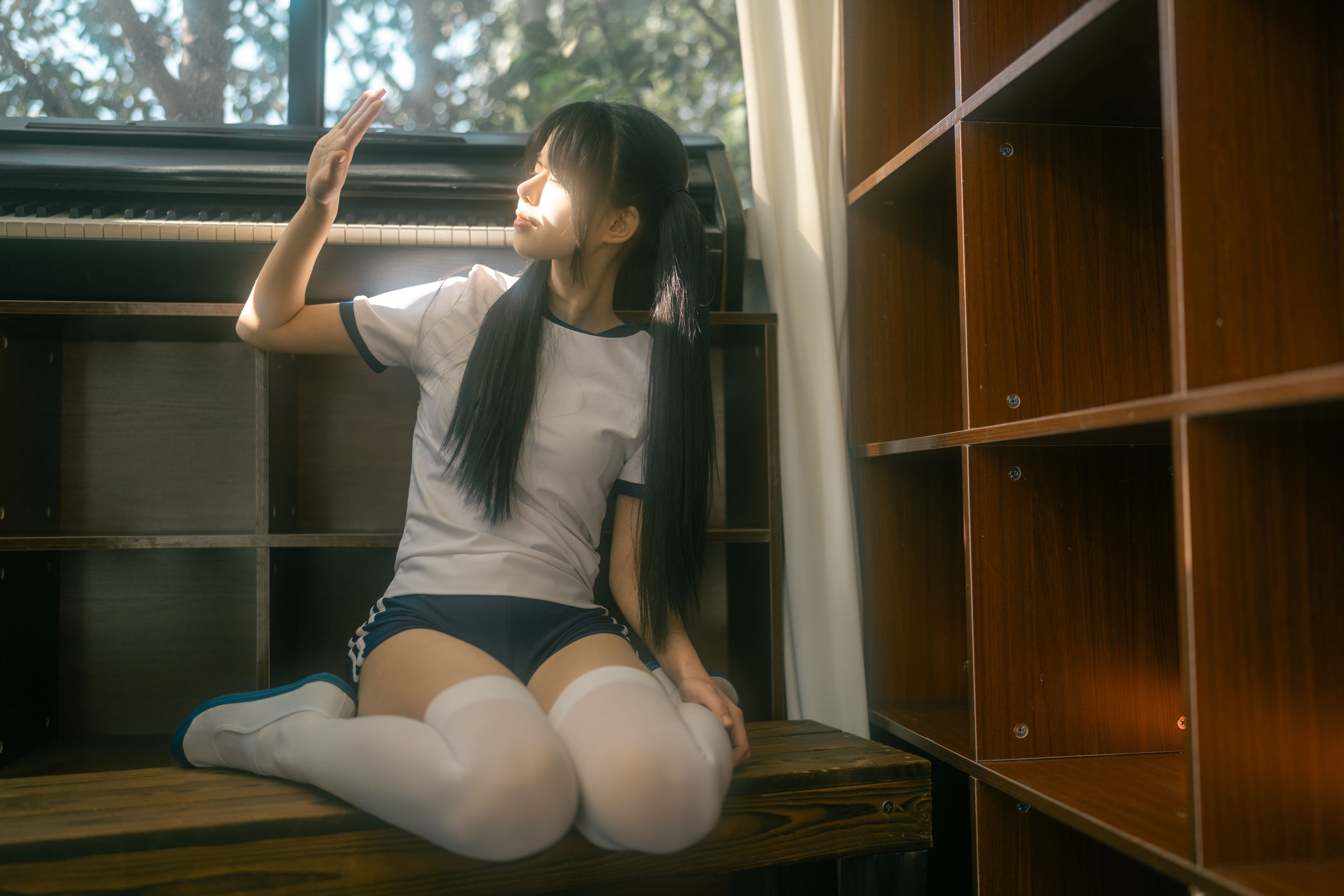 รูอา หร่วนหร่วน ห้องเปลี่ยนเสื้อผ้าฤดูใบไม้ผลิ - ชุดยิมนาสติก [47P-469MB