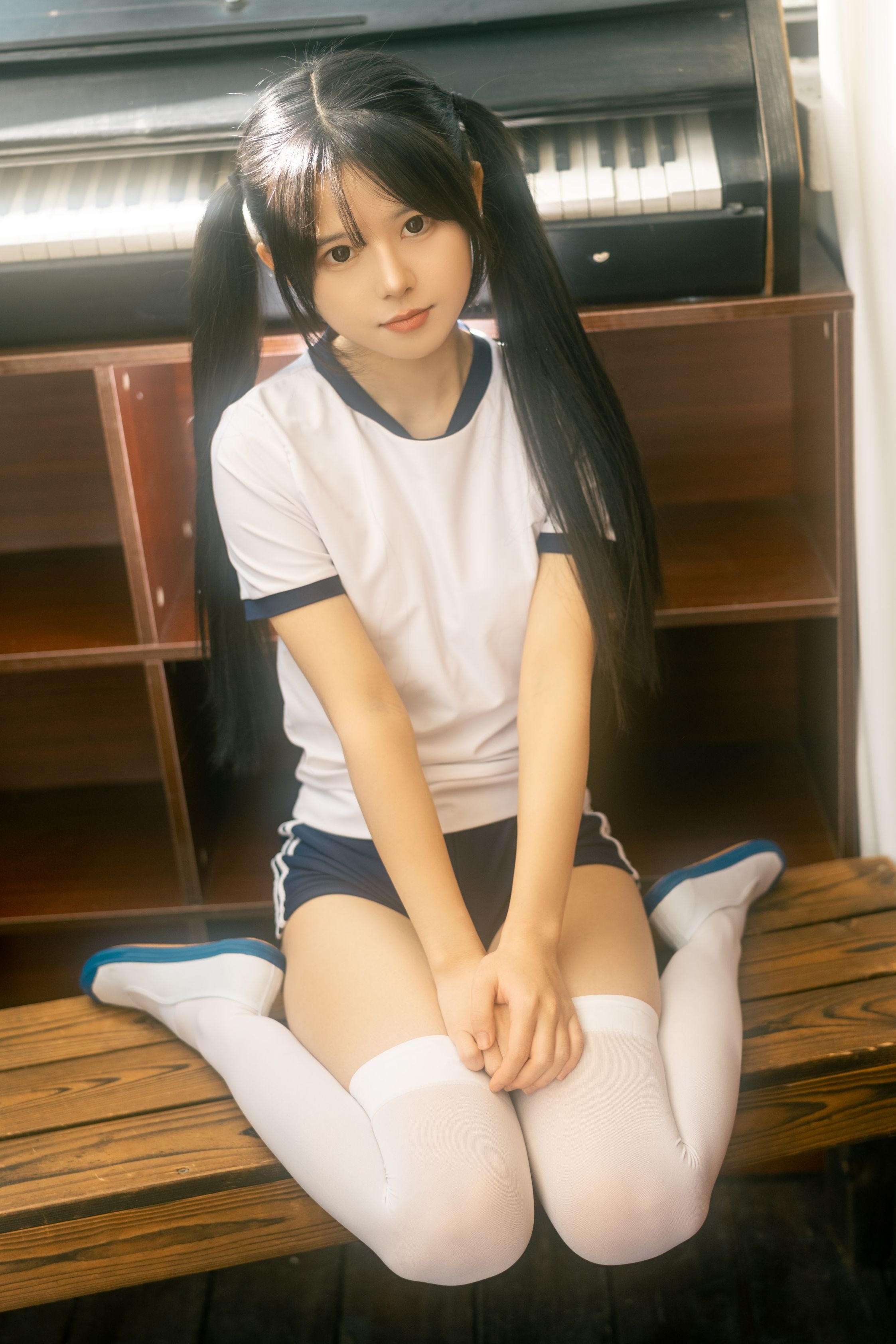 รูอา หร่วนหร่วน ห้องเปลี่ยนเสื้อผ้าฤดูใบไม้ผลิ - ชุดยิมนาสติก [47P-469MB