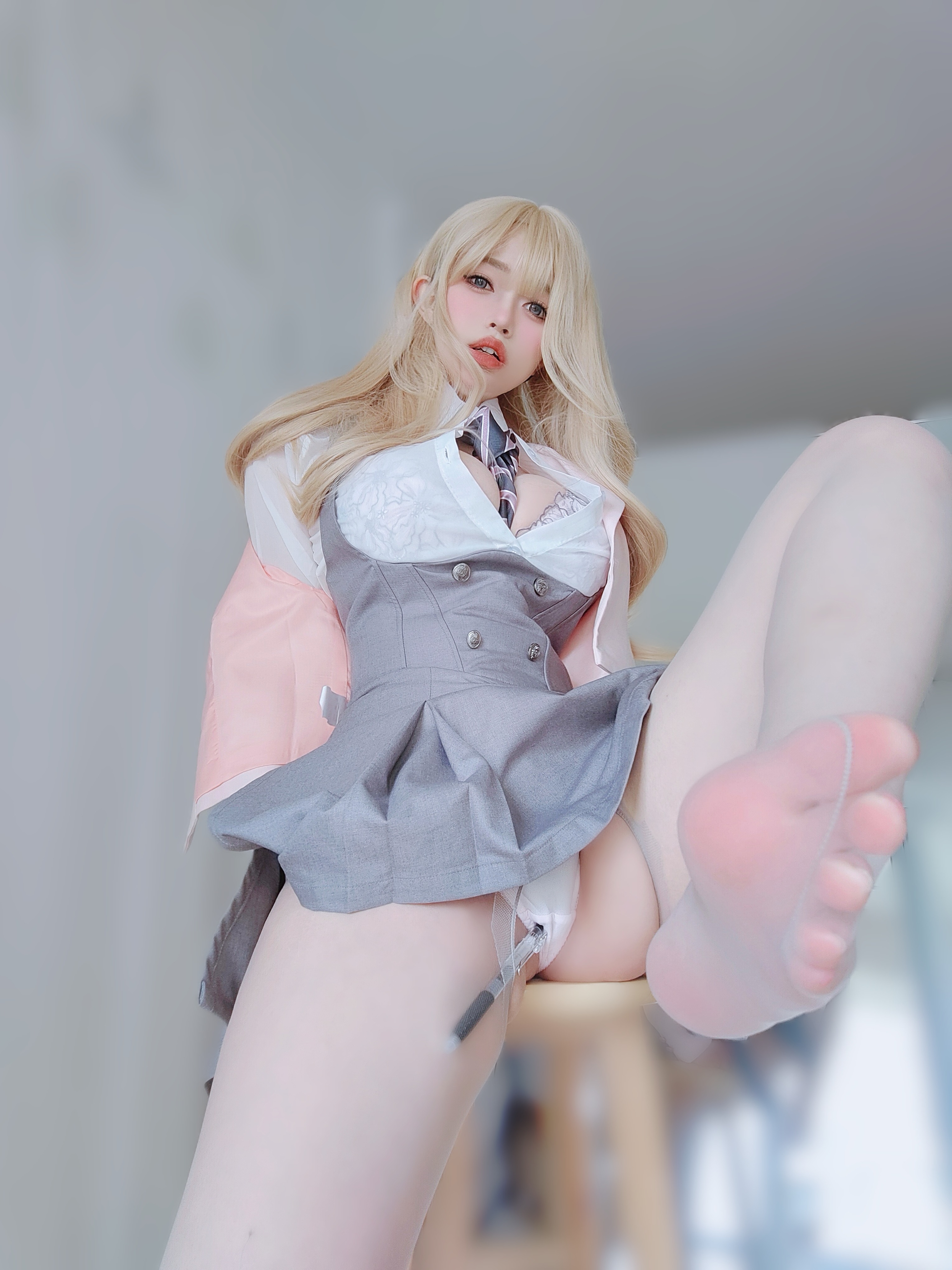 女主K 催眠傲嬌的前輩