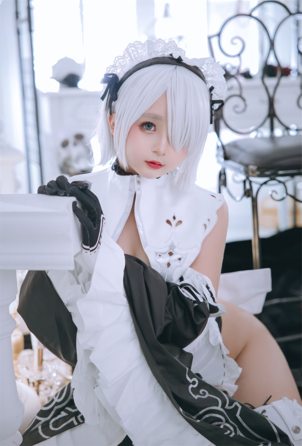 Rina Jiao - 2B Nữ hầu ngực lớn