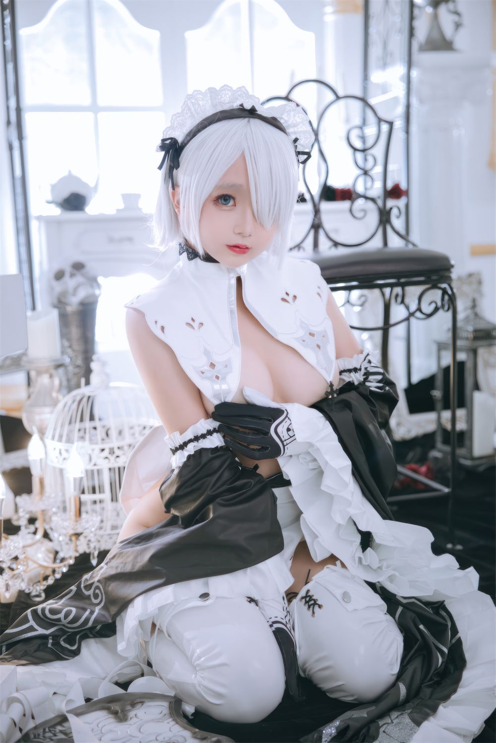 Rina Jiao - 2B Nữ hầu ngực lớn