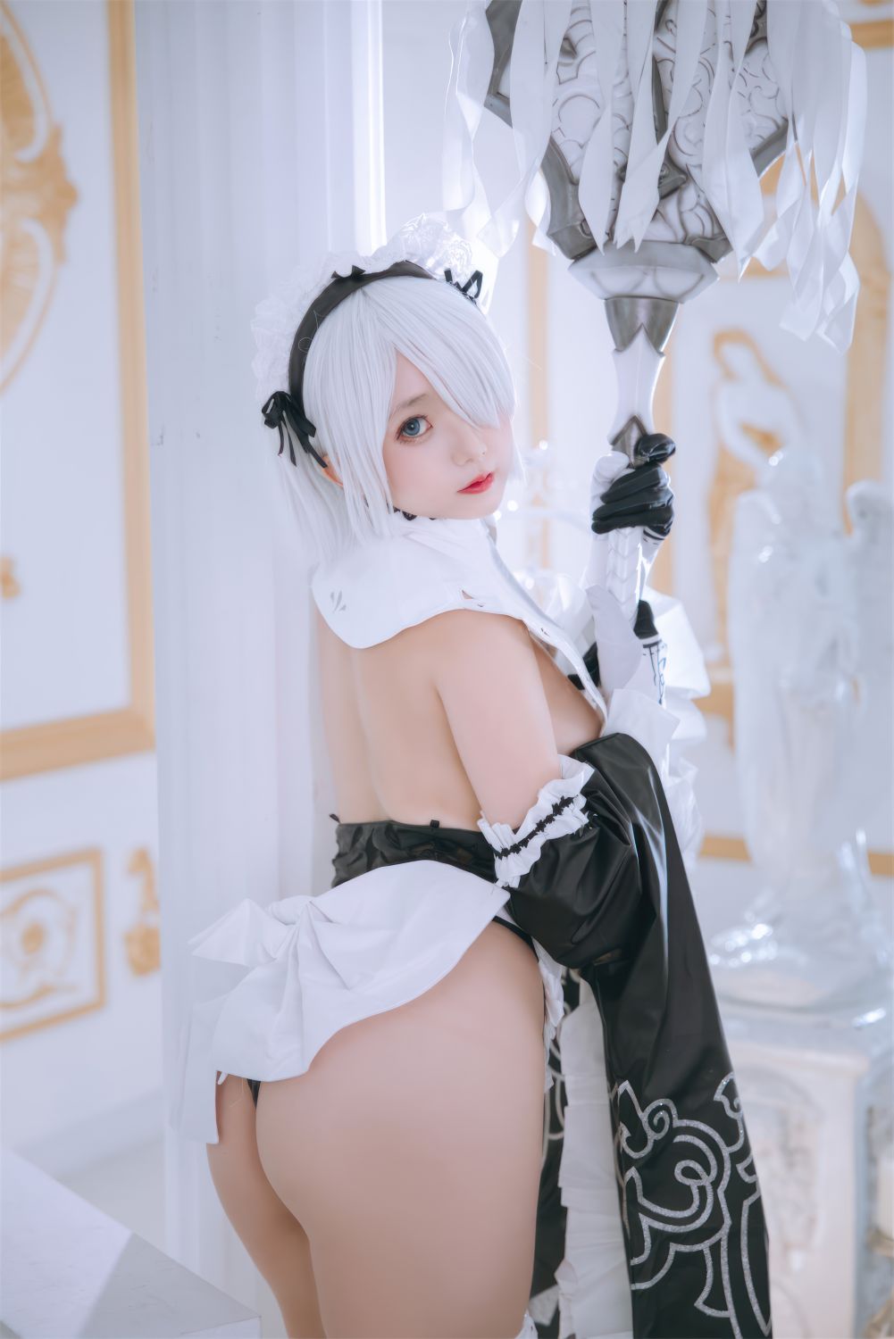 Rina Jiao - 2B Nữ hầu ngực lớn
