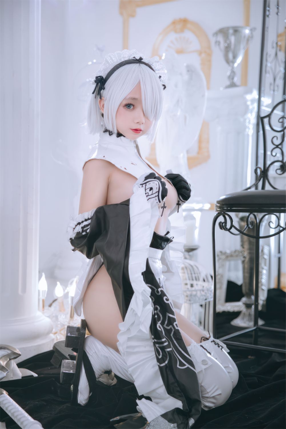 Rina Jiao - 2B Nữ hầu ngực lớn