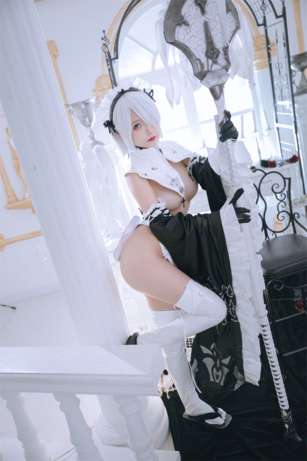 Rina Jiao - 2B Nữ hầu ngực lớn