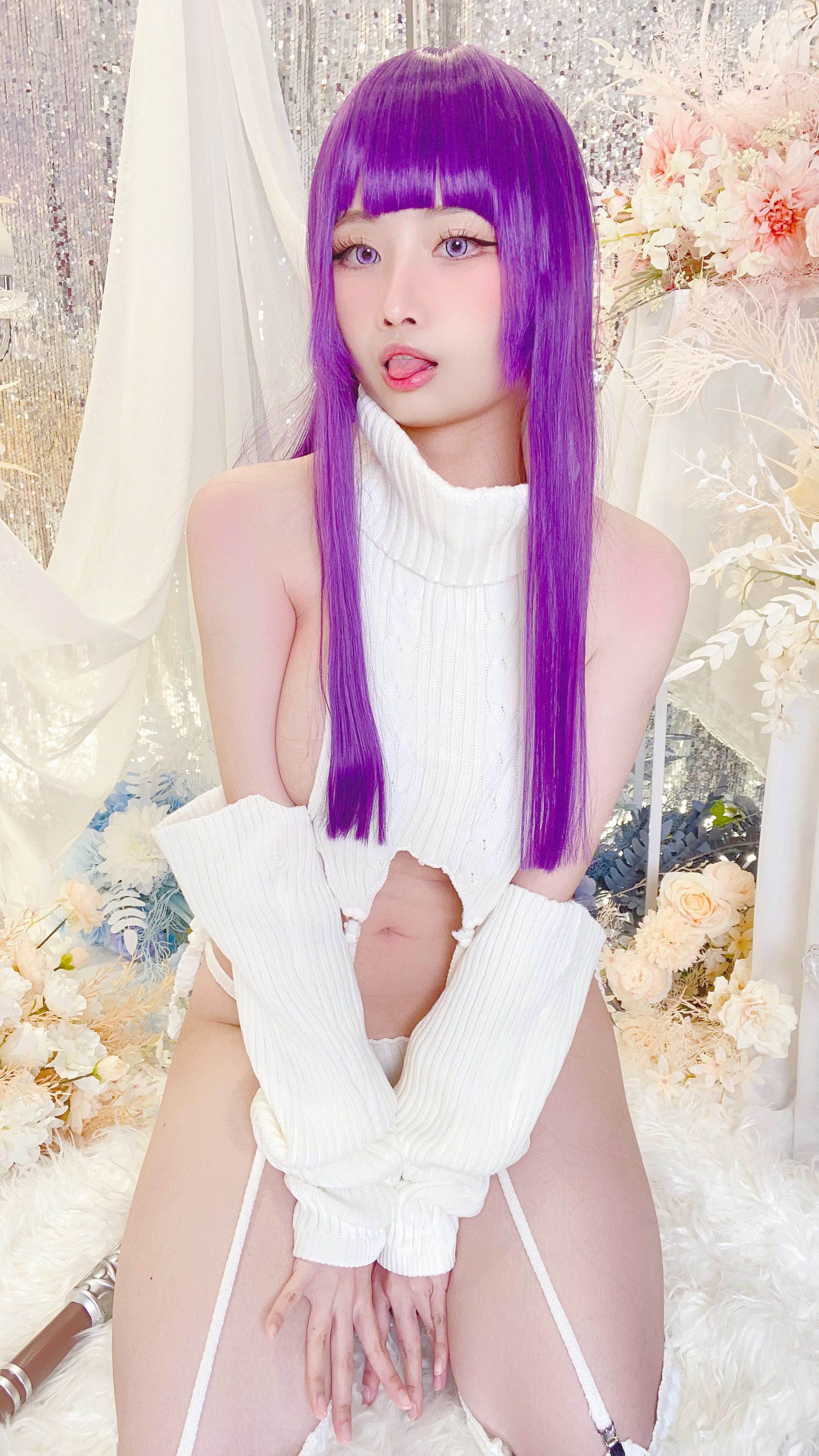 Kaya Huang - Fern áo len gợi cảm
