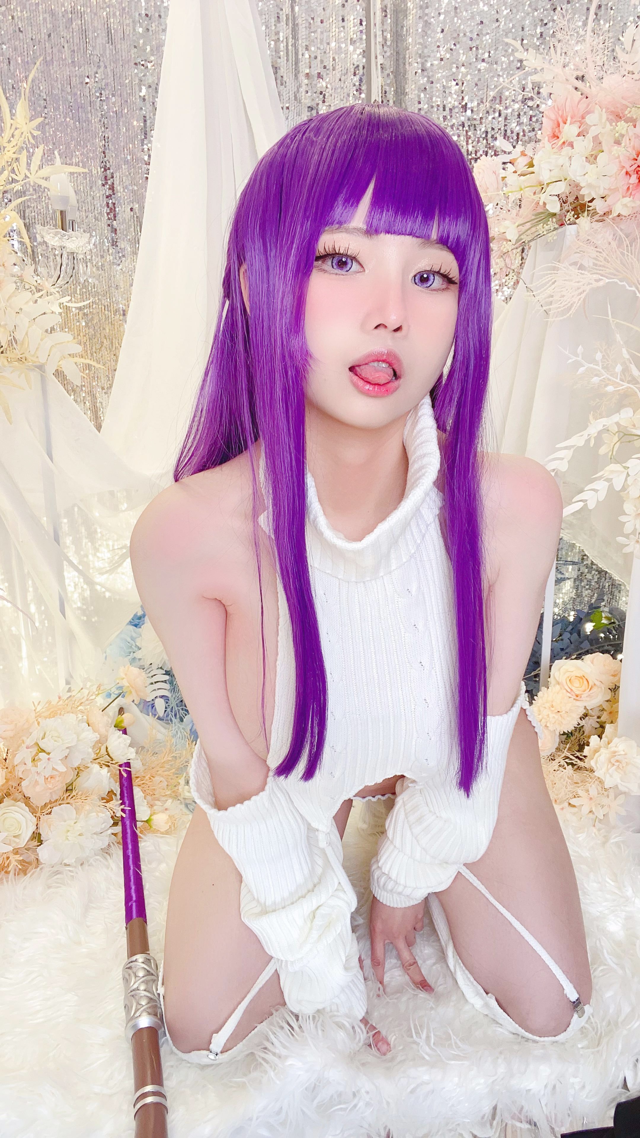 Kaya Huang - Fern áo len gợi cảm