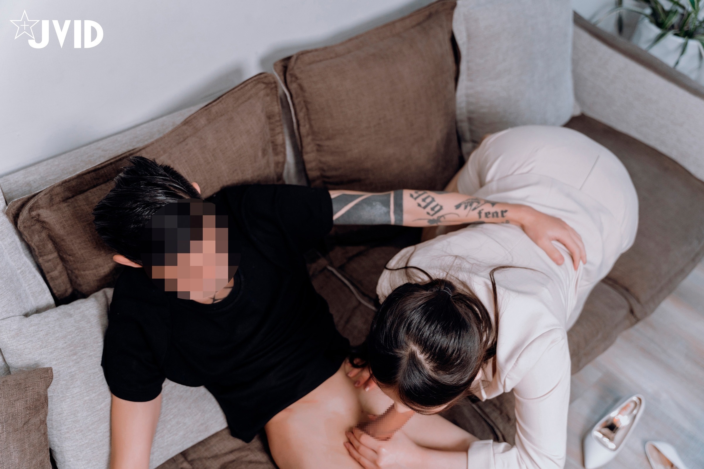 [JVID] 婕咪 - 飛機杯到府推銷員 84P