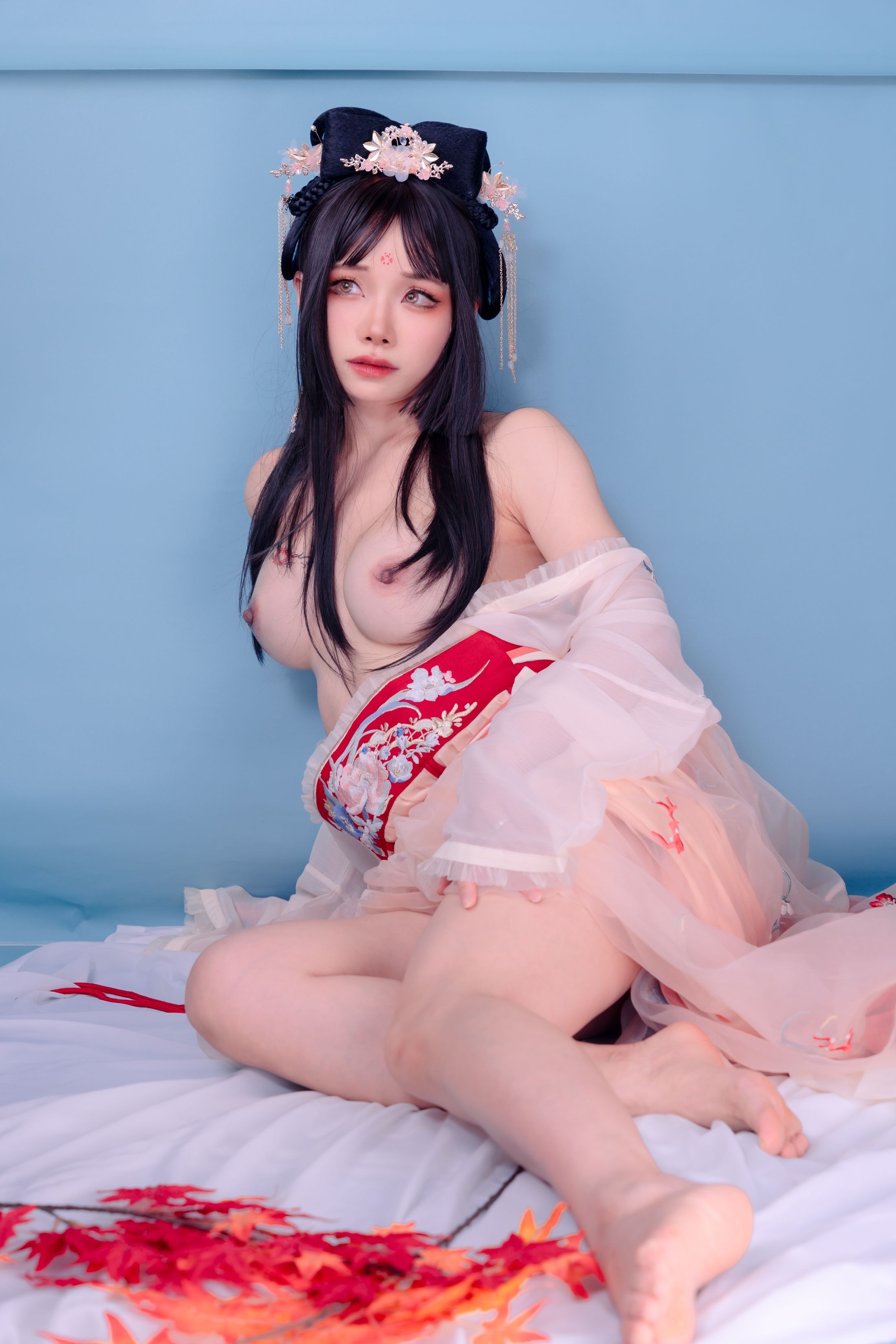 Strawberry Feather Garment - Crimson Cloud Red Dawn 67P