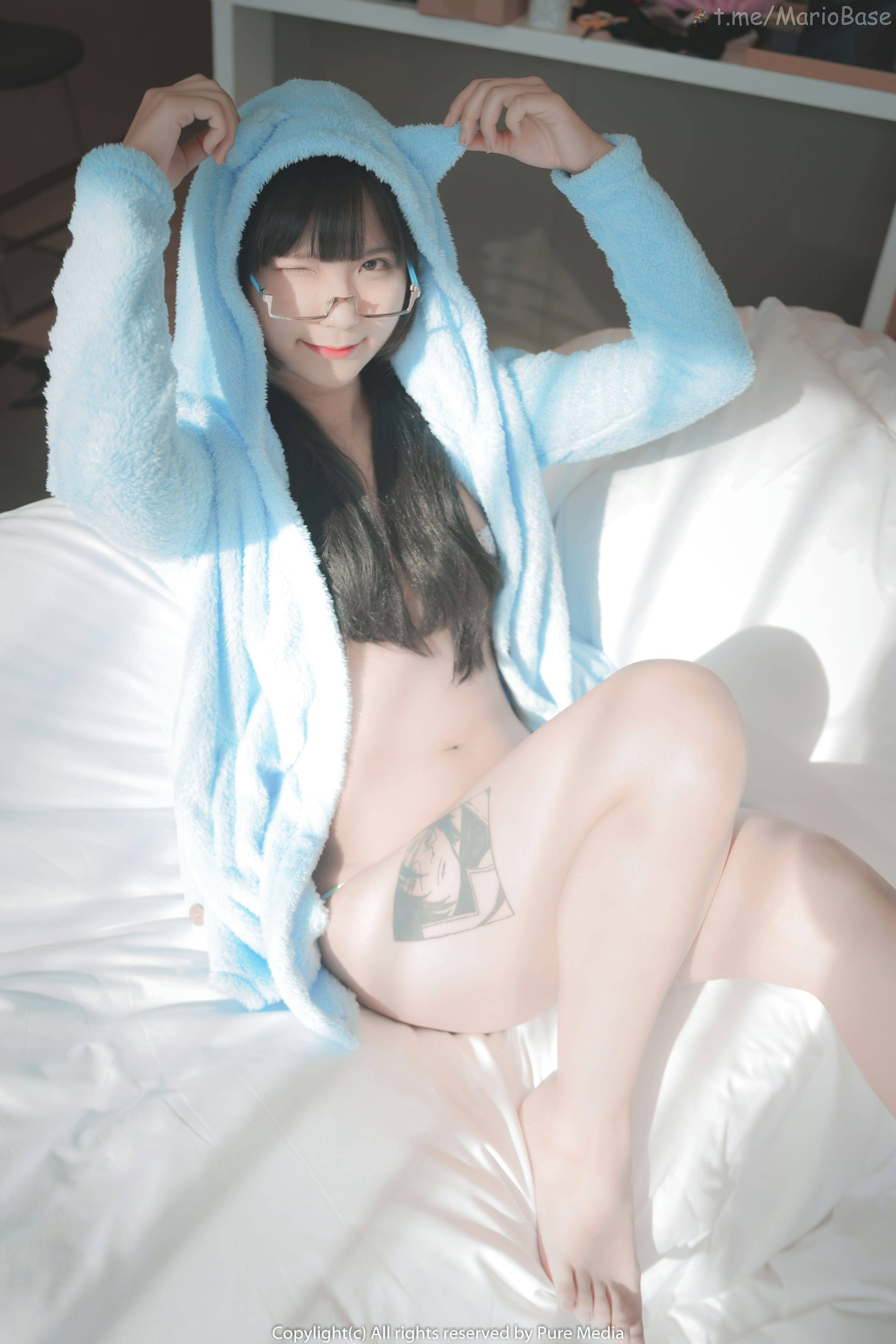 Hizzy PURE MEDIA Vol.56 74P Tattoo Photo Set