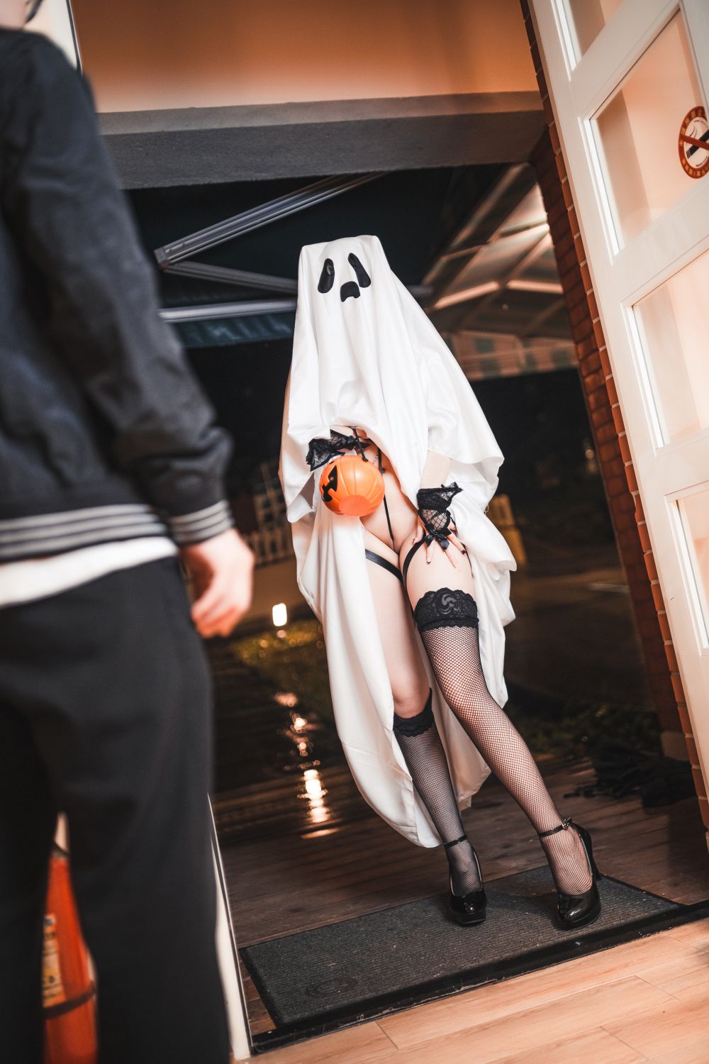 落落拉庫 10月訂閱 [163P1V 2.04GB]不給糖就搗蛋!!