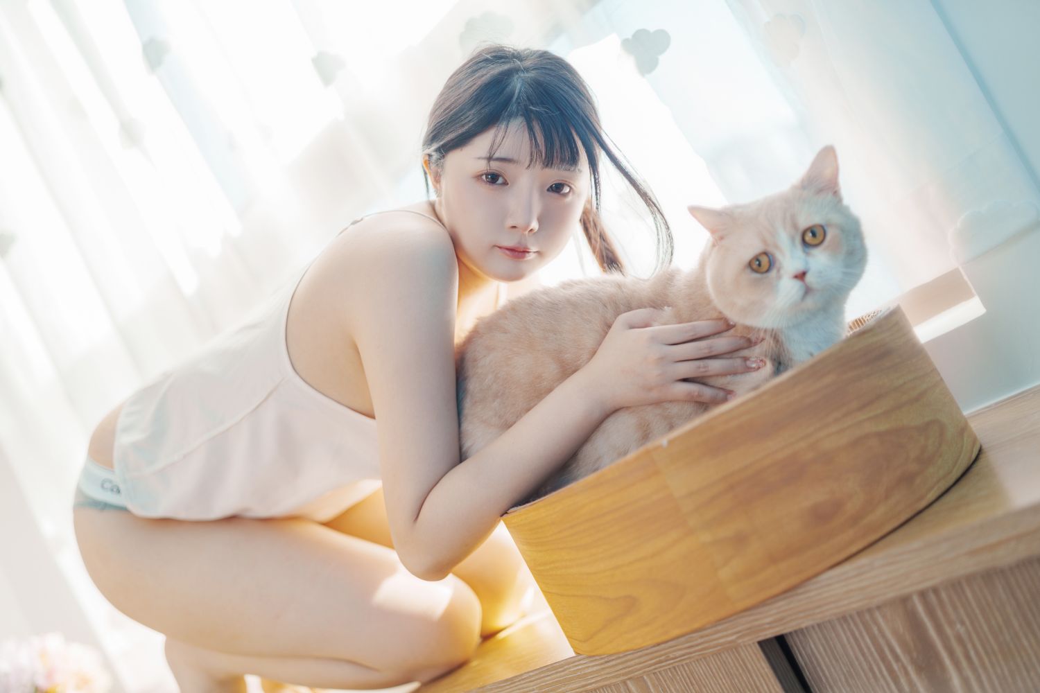 Lạc Lạc Raku Đăng ký tháng 12 [135P1V 1.33GB] Waifu của bạn♡