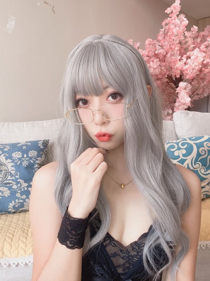 マネー 冷冷 吊帯高叉83p