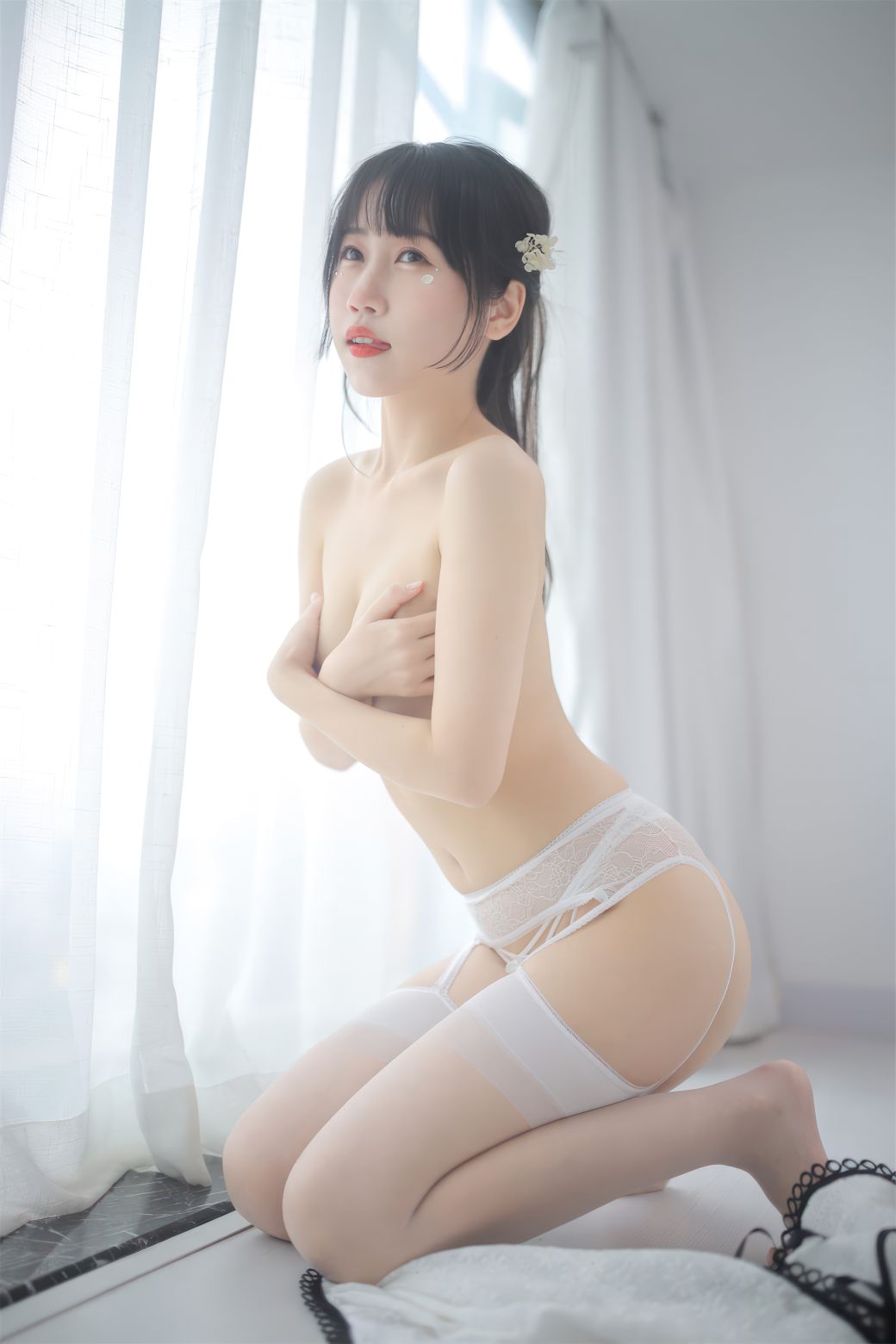 フウダイネコ - 人妻の白い旗袍[55P-222MB