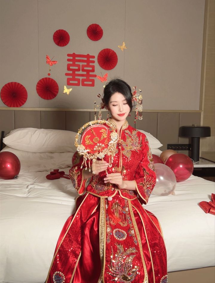 ドウニャン-リセイ - 伴郎団輪の新婦 [55P2V-808MB