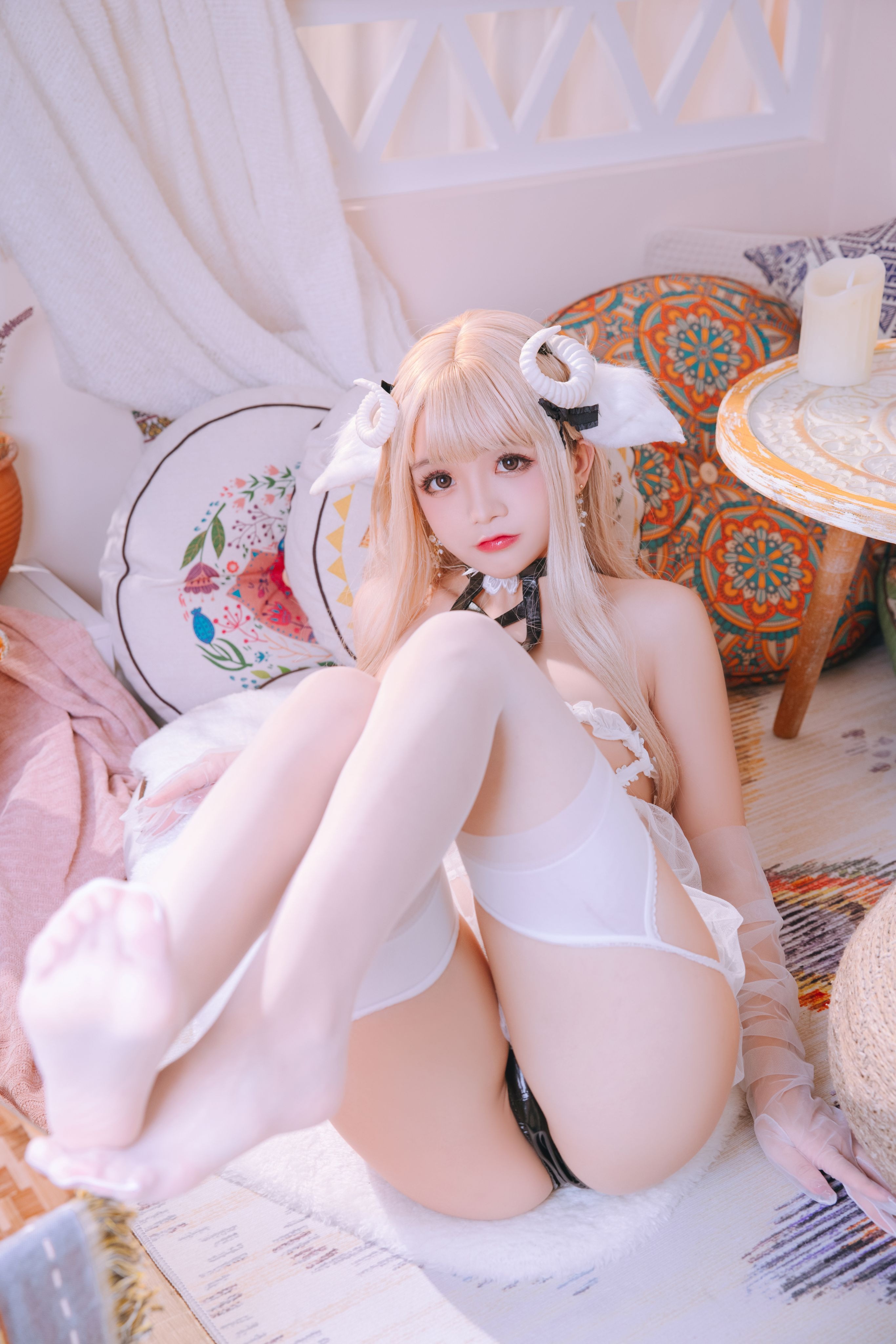 日奈娇 白小綿羊 70P