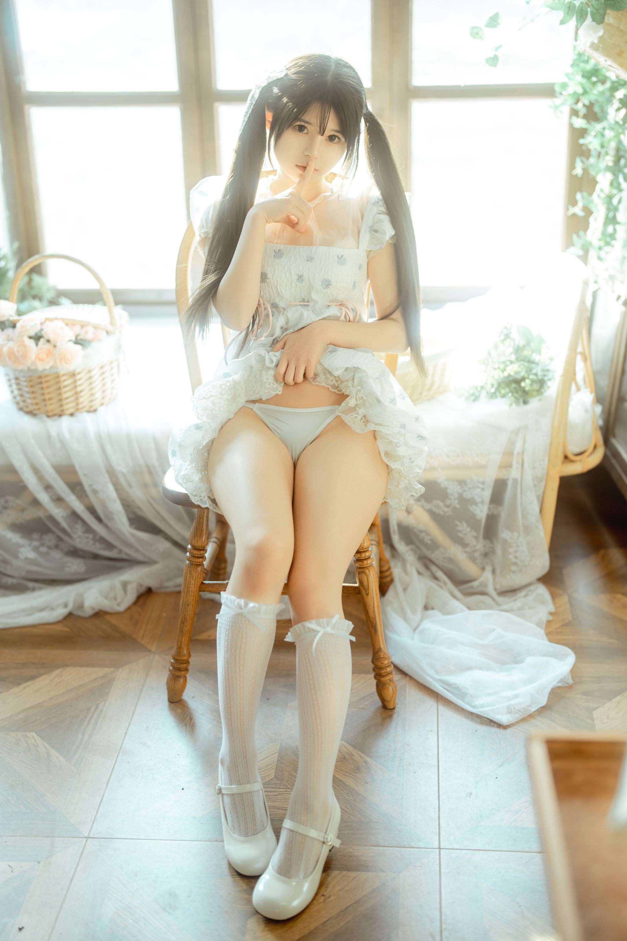 ルア・ルアン 花房 小さなスカート