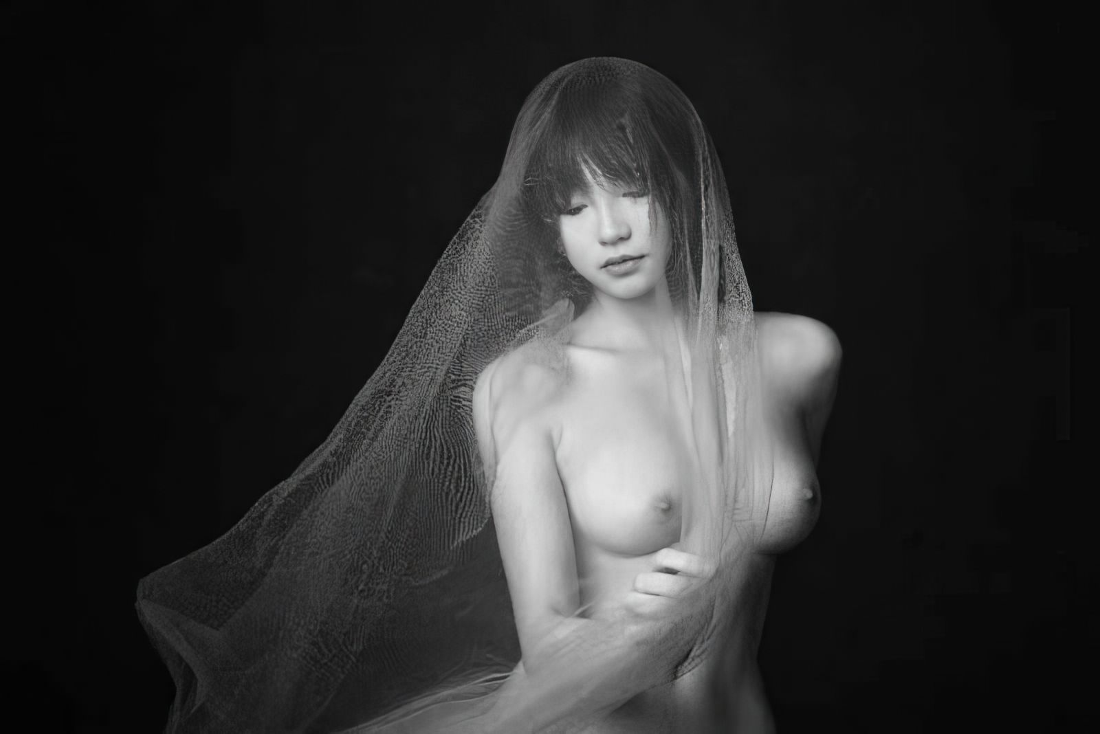 極上な若手モデル ユエユエ (S+V) 大胆写真 [80P2V-494MB
