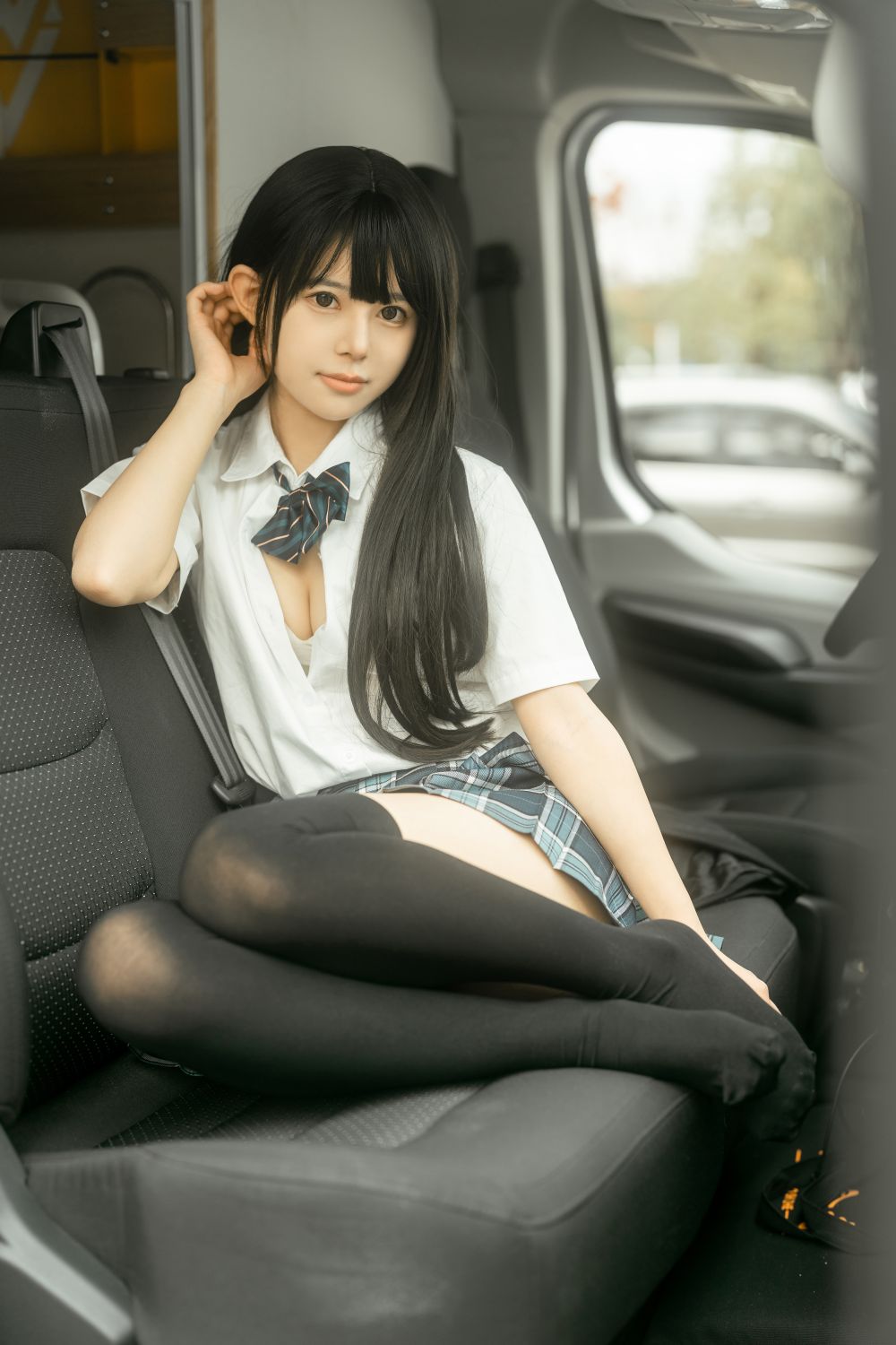 รัวหร่วนหร่วน - ฟางเฉอเจเค [41P-445MB