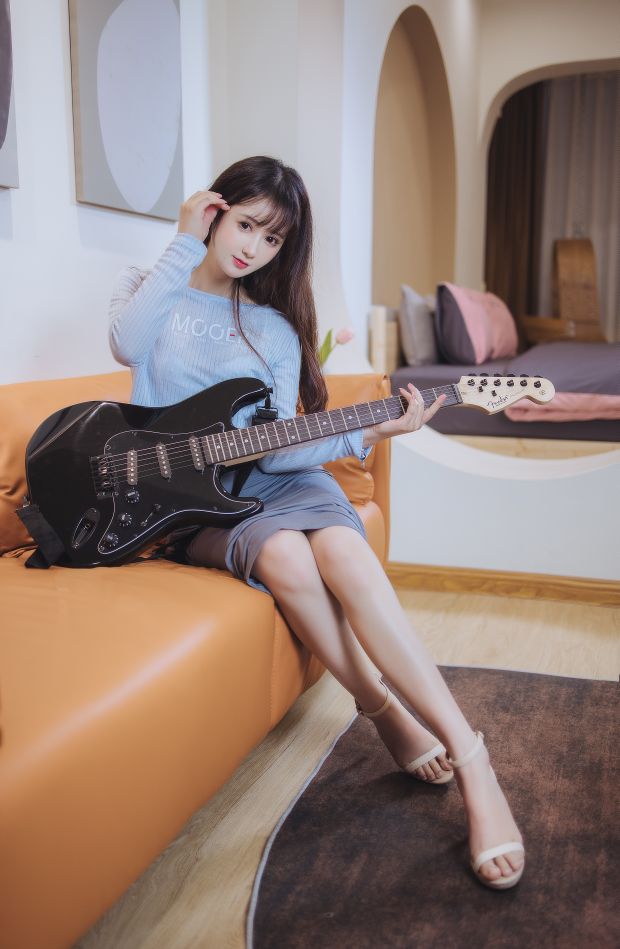 羽生三未 - ギターの妹[43P-721MB