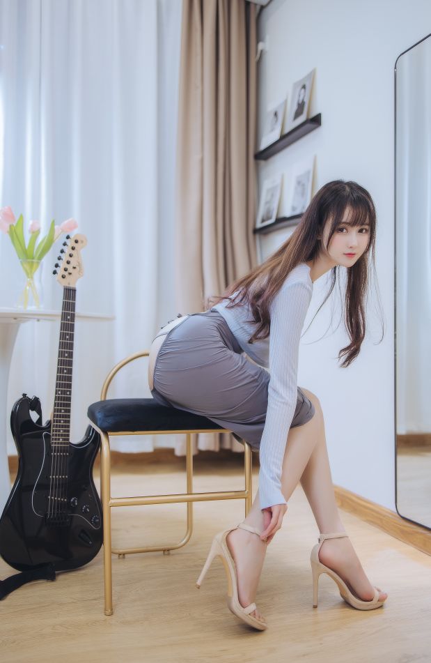 羽生三未 - ギターの妹[43P-721MB