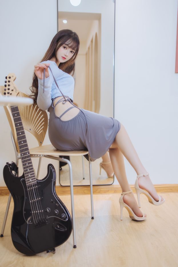 羽生三未 - ギターの妹[43P-721MB