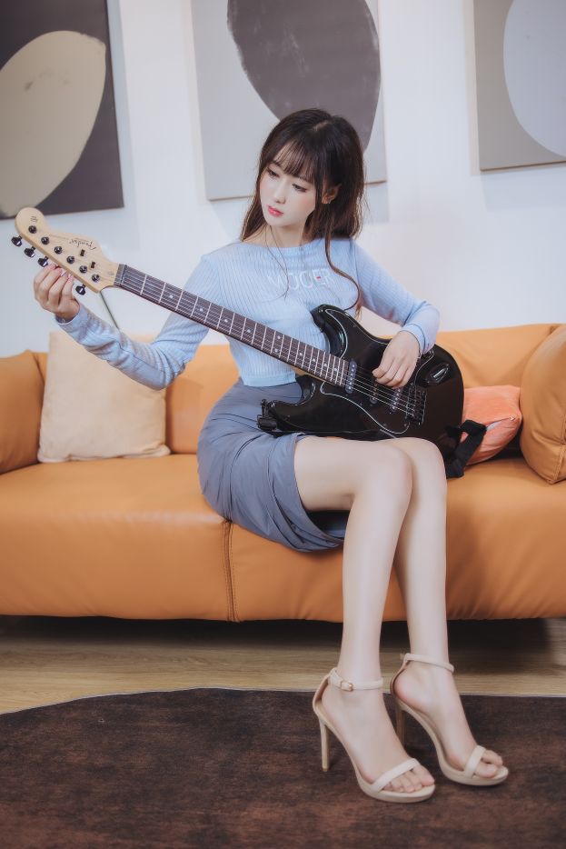 Yushou Sanmi - Em Gái Guitar [43P-721MB