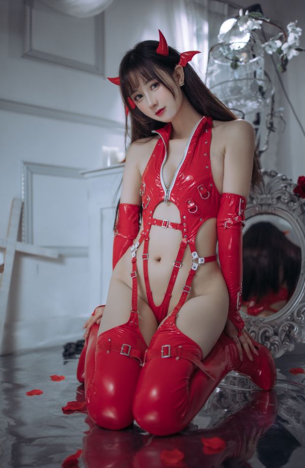羽生三未 - 赤いラテックス小悪魔[65P3V-1.02GB