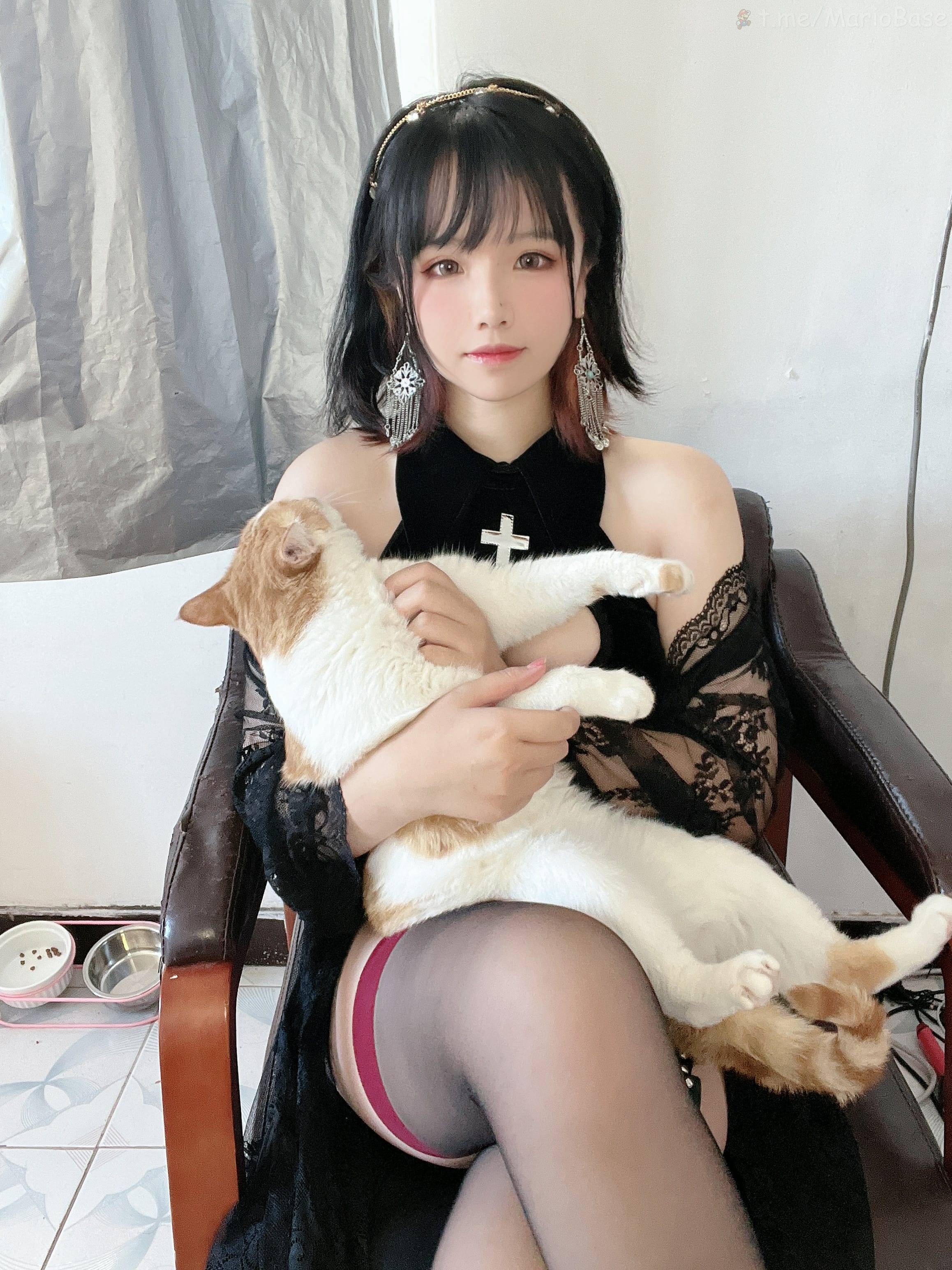 阿半 - 猫猫修女 [42P1V
