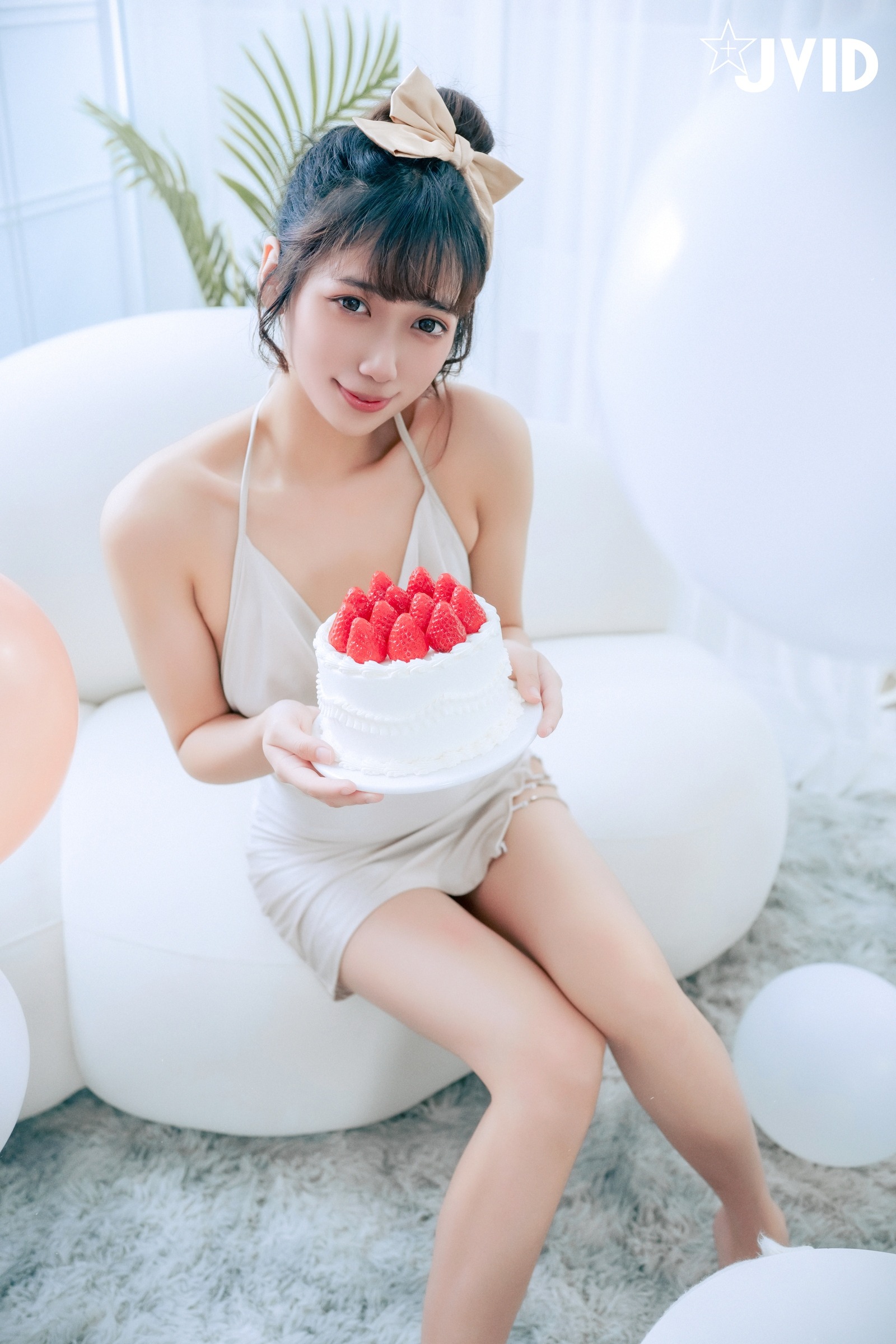 JVID] 井野奈 & 肉包 - 色欲融合の親友誕生日パーティー 139P
