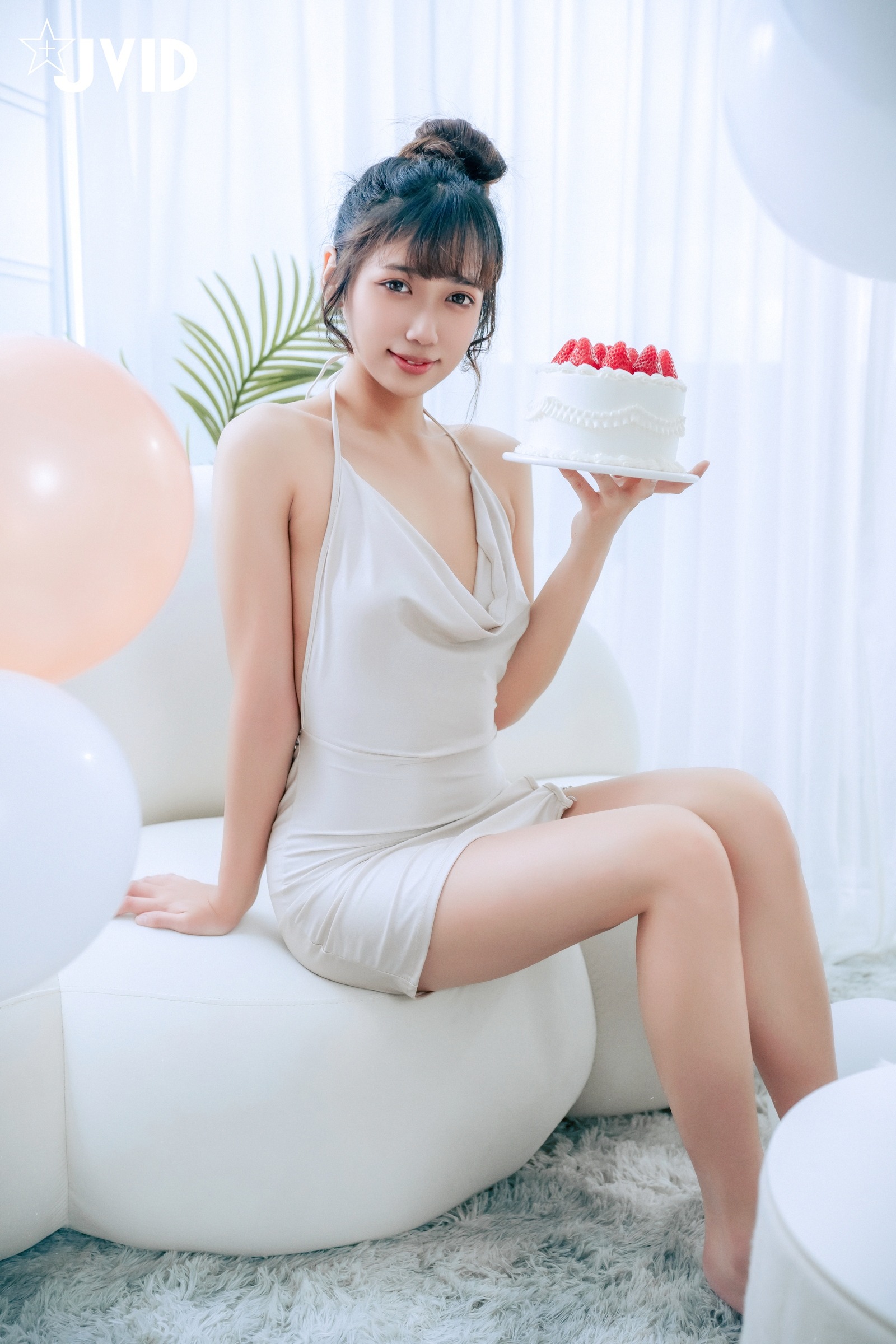 JVID] 井野奈 & 肉包 - 色欲融合の親友誕生日パーティー 139P