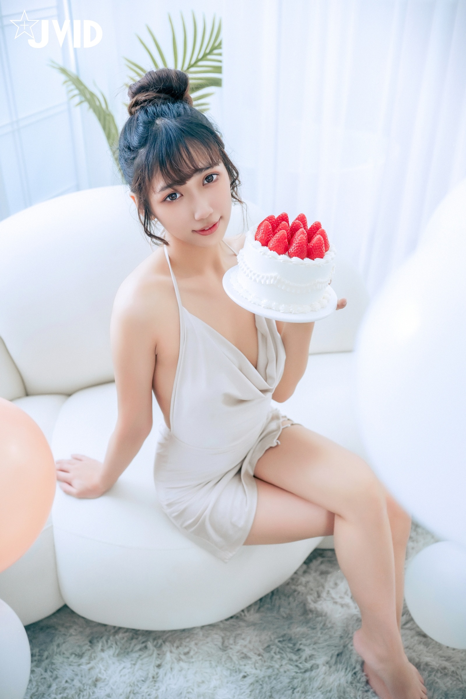 JVID] 井野奈 & 肉包 - 色欲融合の親友誕生日パーティー 139P