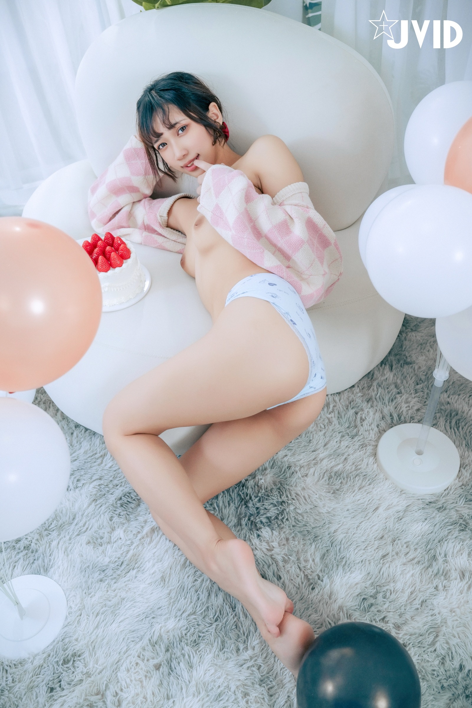 JVID] 井野奈 & 肉包 - 色欲融合の親友誕生日パーティー 139P