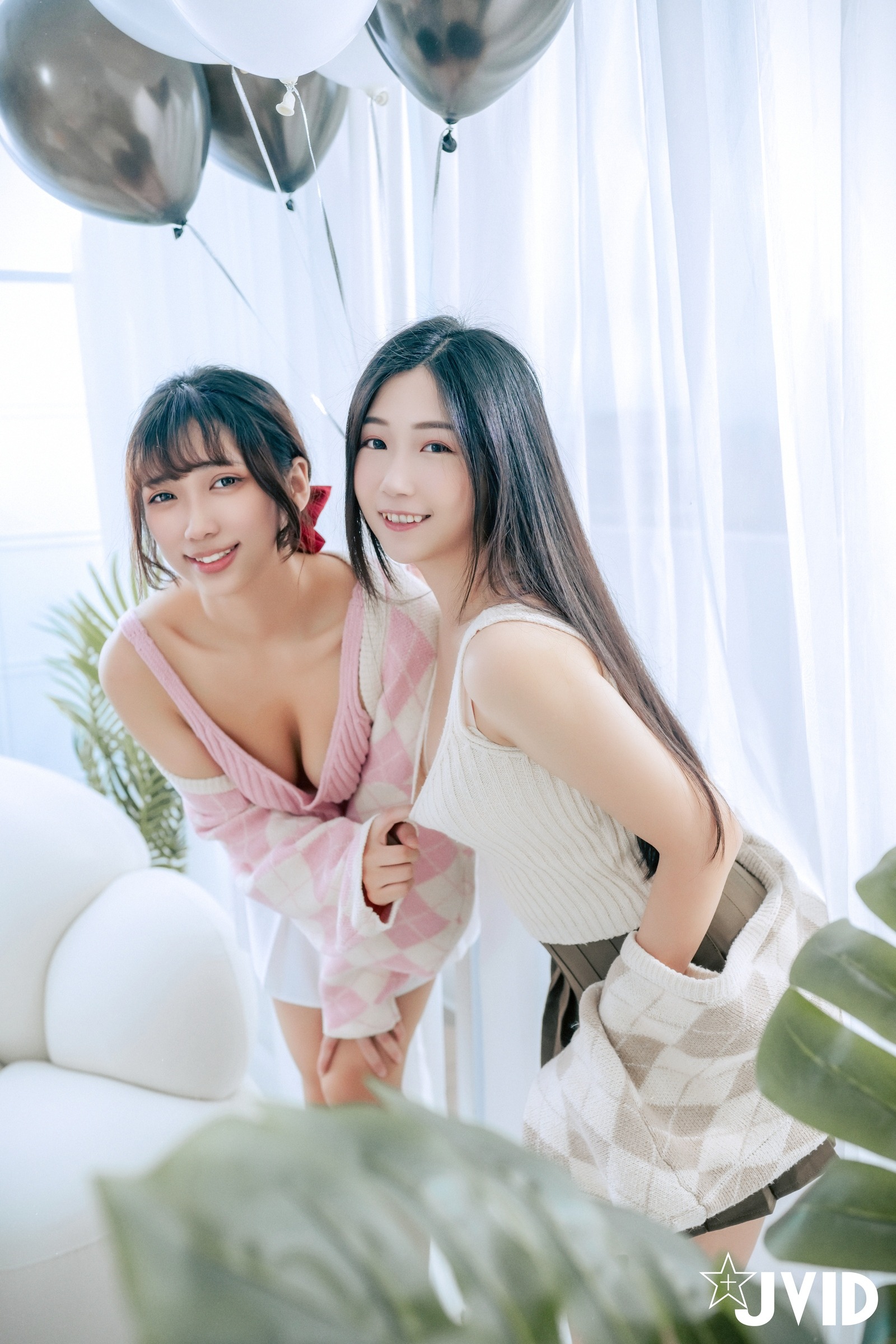 JVID] 井野奈 & 肉包 - 色欲融合の親友誕生日パーティー 139P