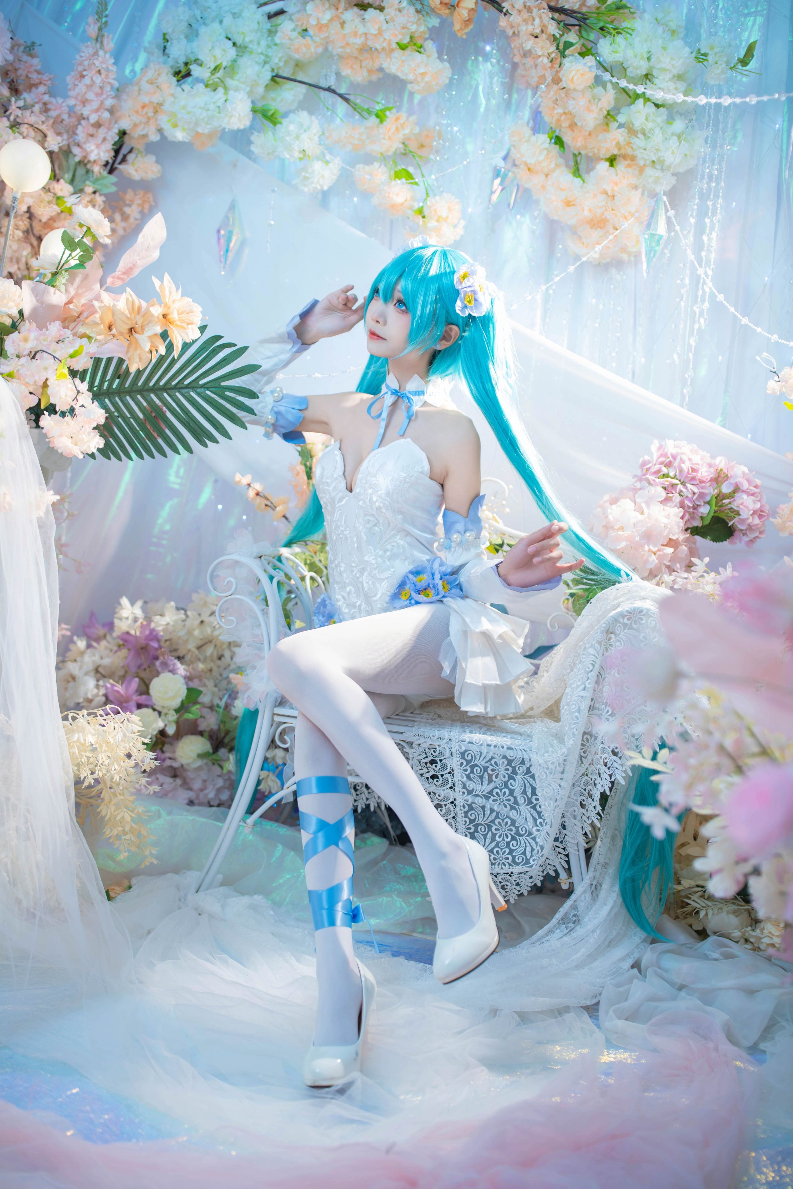 艾西愛威斯特 初音 粉蝶花 42P