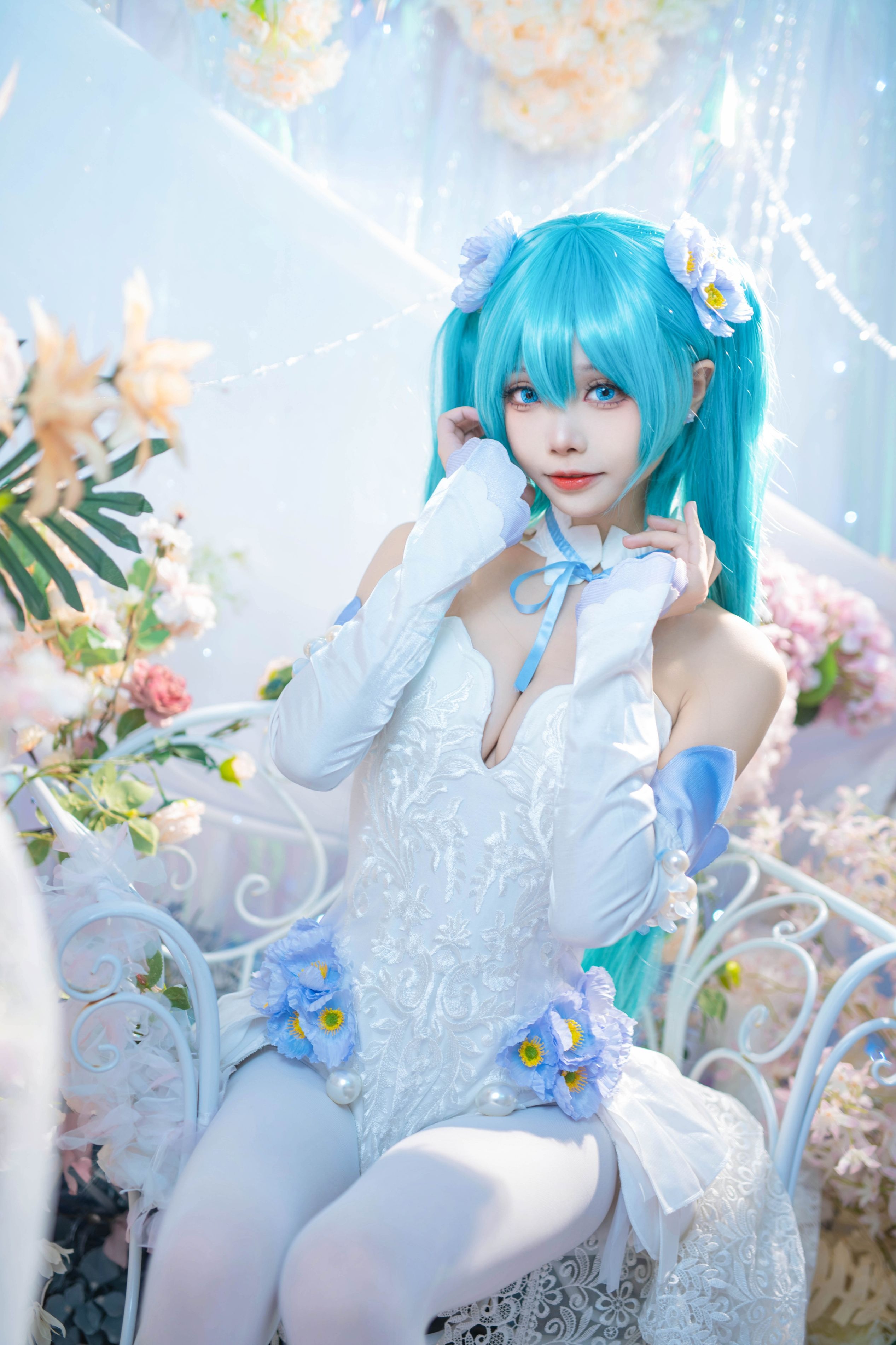 艾西愛威斯特 初音 粉蝶花 42P