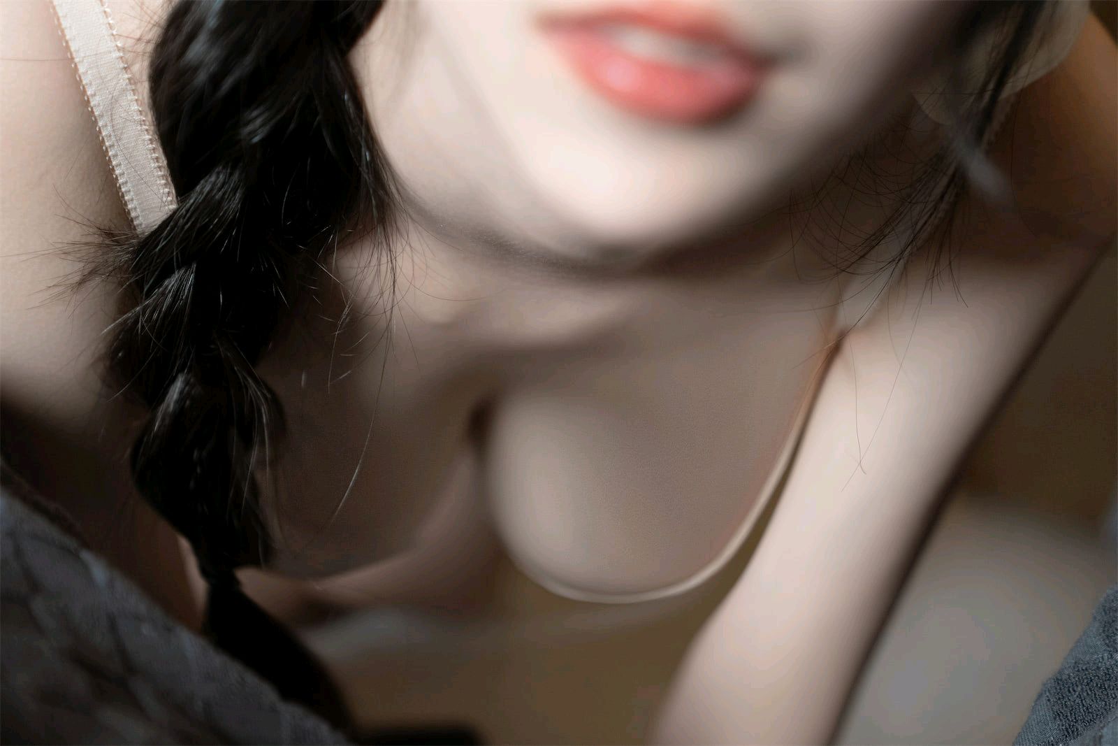 抖กเหนียง-ลิซือ - พี่เลี้ยงเด็กกับชายแก่ [140P1V-181MB