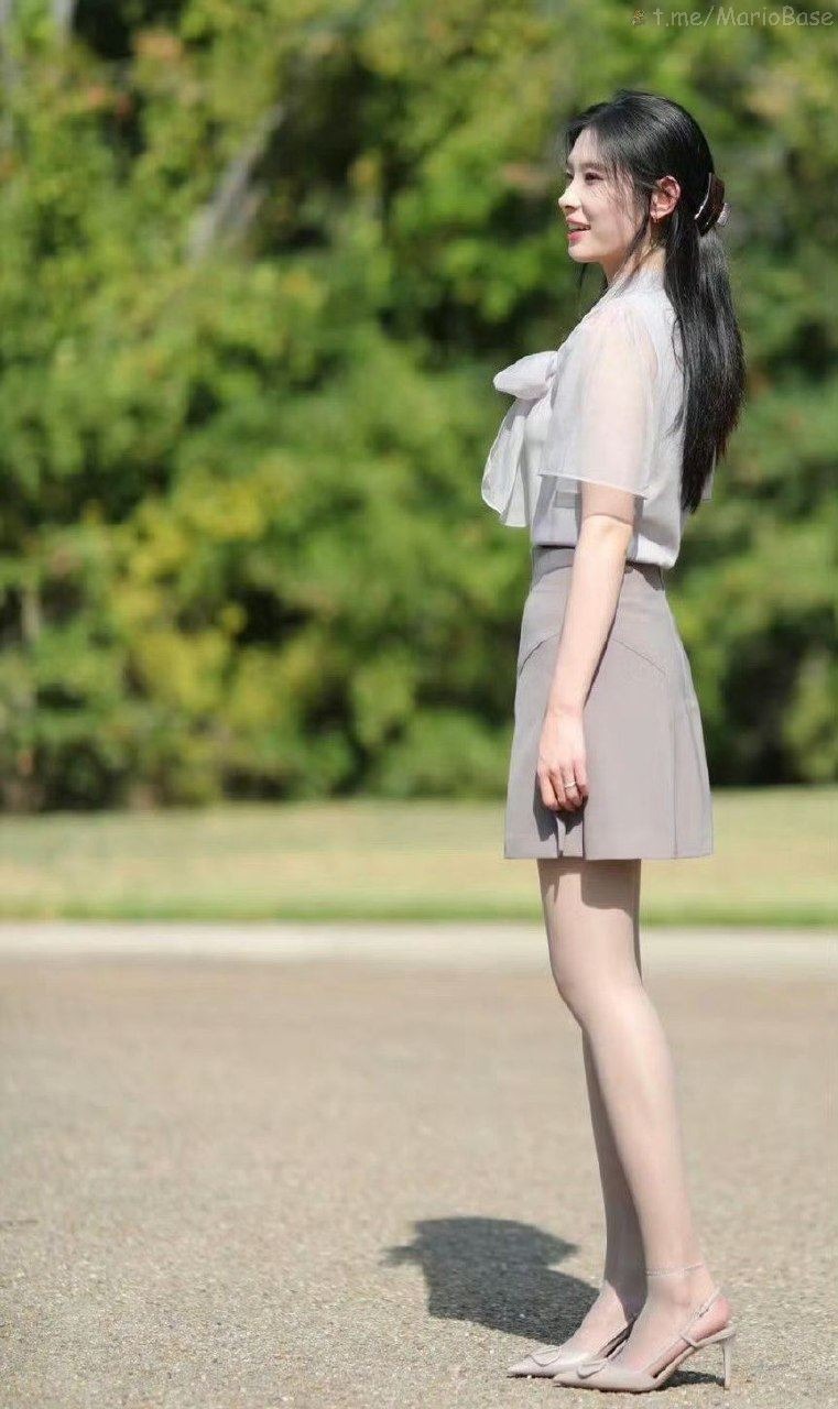 合集 - 亭亭玉立 纤纤美腿 - 第30期 [100P