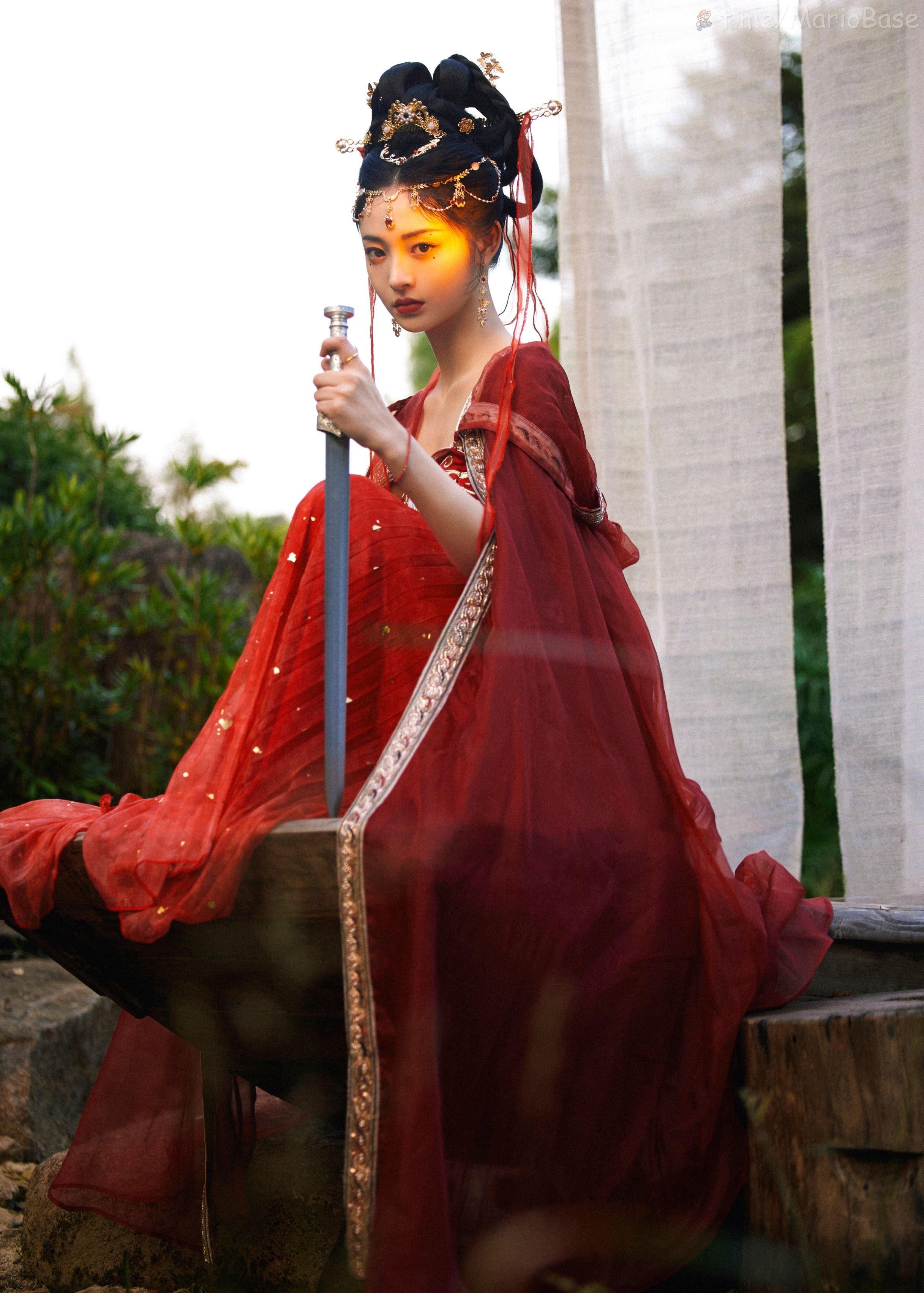 ชุดรวม - ฉางฉีเป็นกระโปรงล่าง ซือฉีเป็นเสื้อบน - ฉบับที่ 23 [100 หน้า