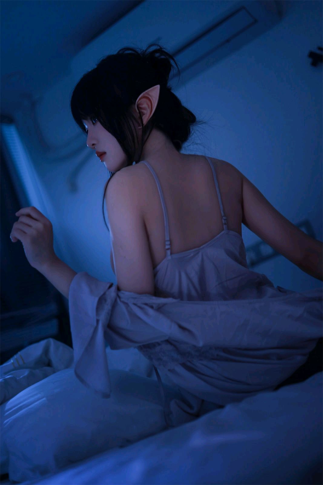 Sakura Tou Miao 盏月 Photo Set