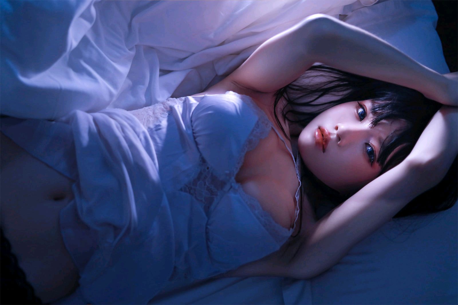 Sakura Tou Miao 盏月 Photo Set