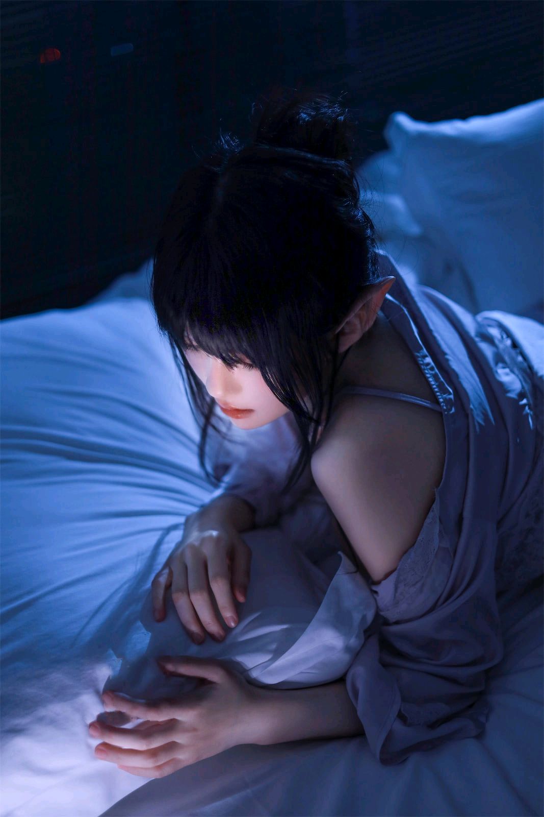 Sakura Tou Miao 盏月 Photo Set